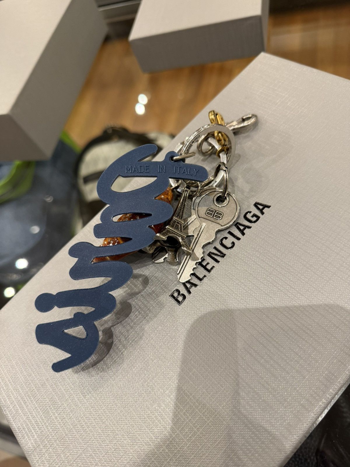 Balenciaga Balenciaga Croissant Key Chain Charms Size ONE SIZE - 7 Thumbnail