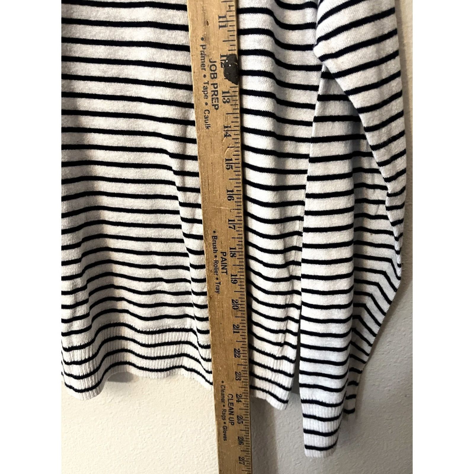 Gap Gap White Striped V-Neck Long Sleeve Sweater Women L V-Neck Size L / US 10 / IT 46 - 4 Thumbnail