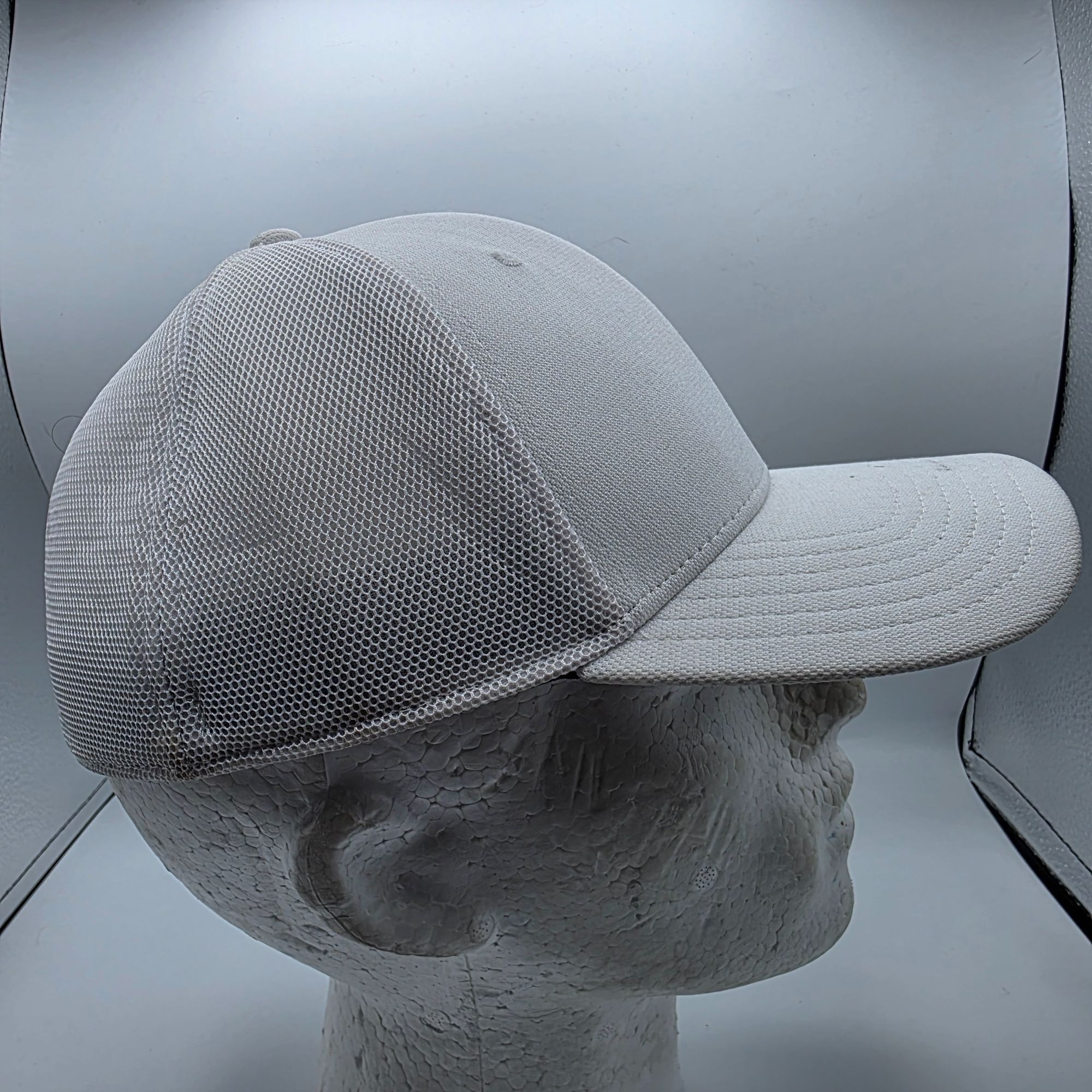 Oakley Oakley Mens L/XL White Hat Cap Casual Outdoors Lightweight S Size ONE SIZE - 4 Thumbnail