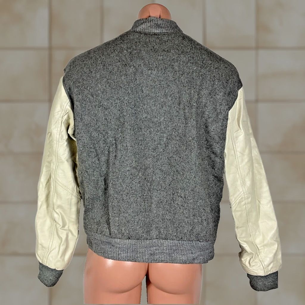 Vintage - It includes all the key words from original title and utilizes them in a concise manner Size US L / EU 52-54 / 3 - 1 Thumbnail