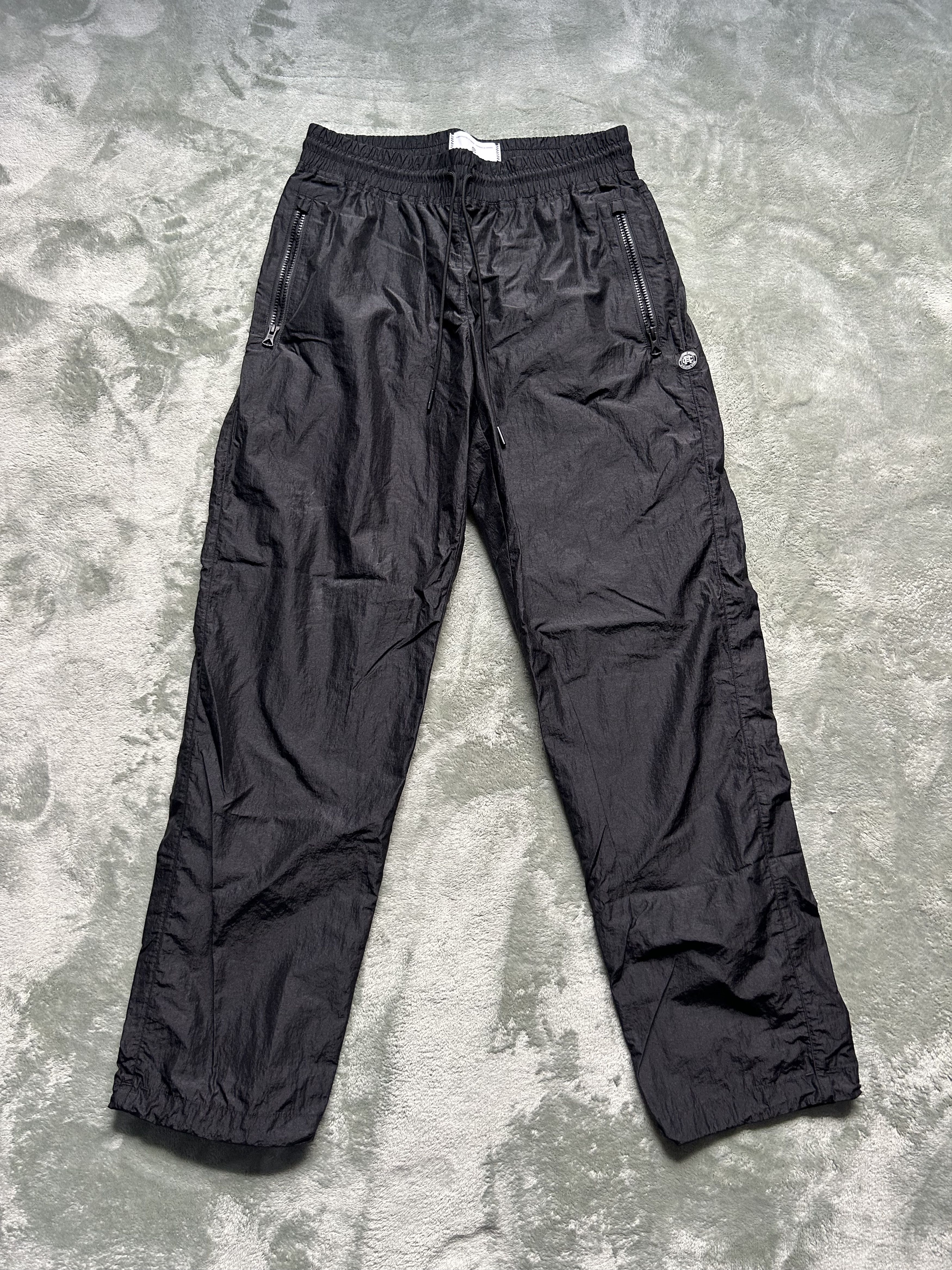 Reigning Champ Men’s Black Crinkle Nylon Pants - Size Medium