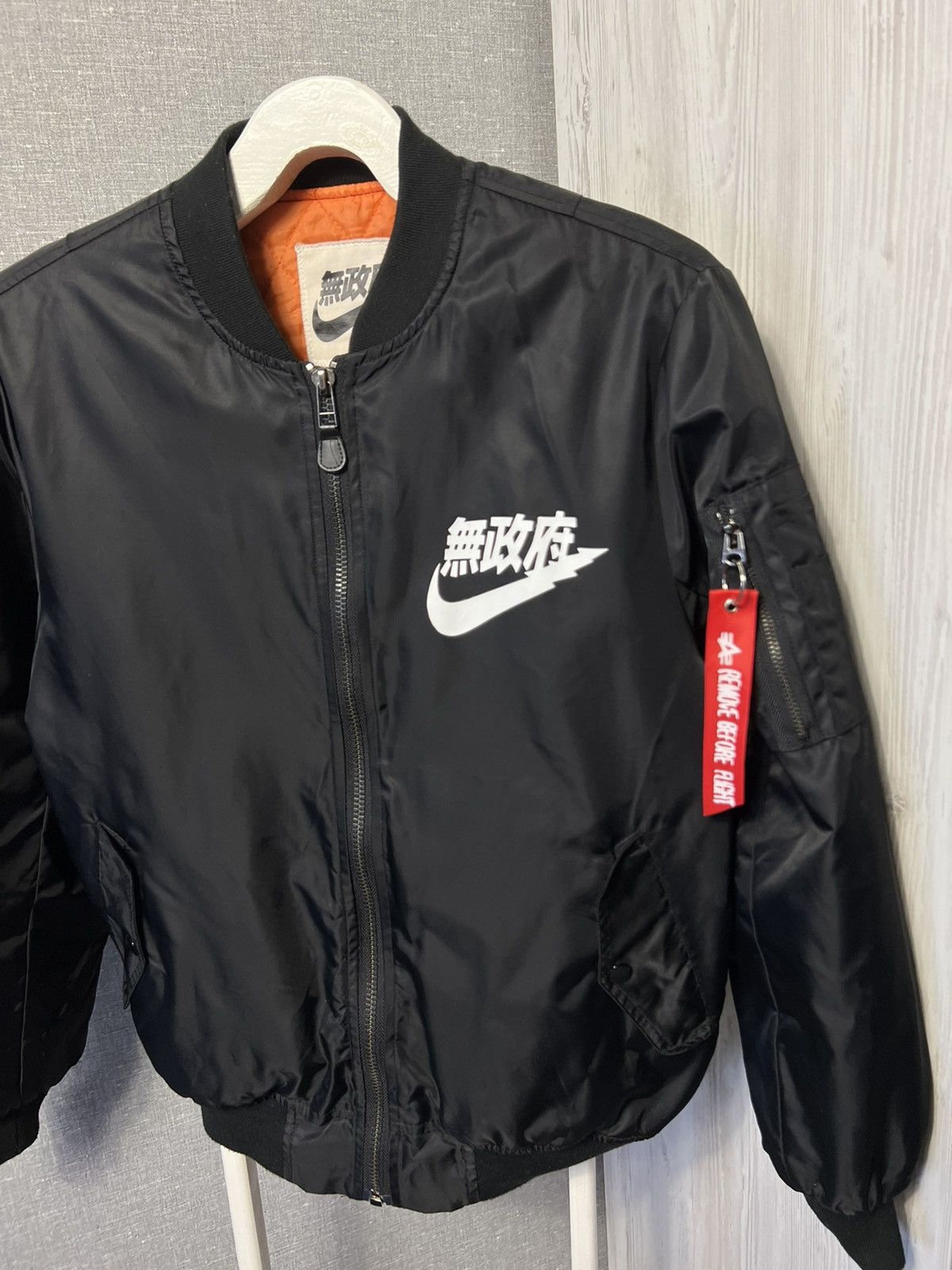 ジャケット・アウター NIKE ALPHA MA-1 NIKE ALPHA MA-1 Industries コラボ ジャケット アルファ