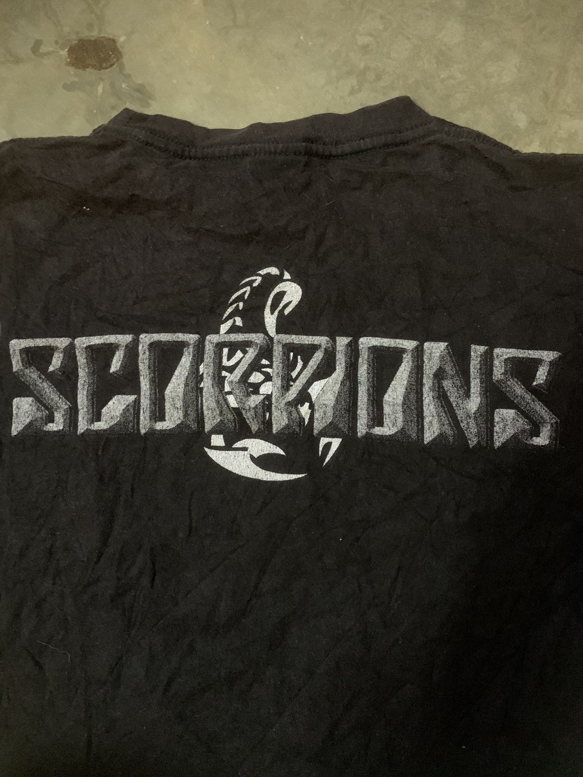 Band Tees Scorpions Unbreakable One Night In Vienna Bootleg Tour Tee Size US M / EU 48-50 / 2 - 6 Thumbnail