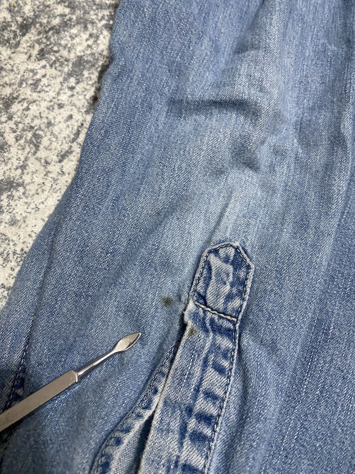 Levi's × Levi's Vintage Clothing × Vintage Levis vintage distreesed shirt with pearl pins 1997 Size US L / EU 52-54 / 3 - 12 Thumbnail