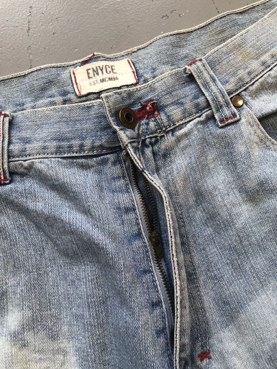 Enyce × Vintage Vintage enyce thread embroidered pocket denim jort Size US 40 / EU 56 - 5 Thumbnail