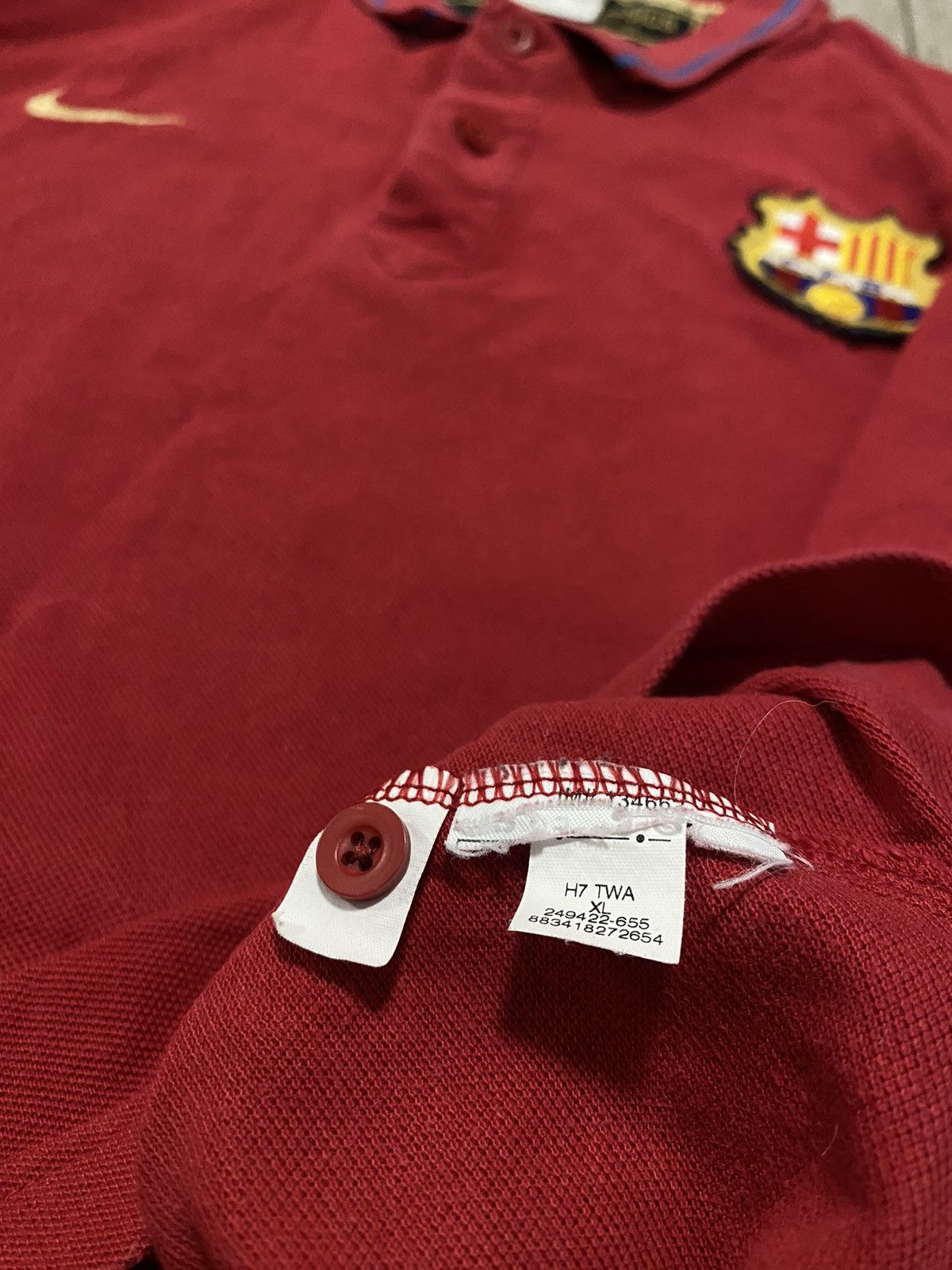Other T-shirt Polo Nike Barcelona Retro Never Worn Soccer Football Size US XL / EU 56 / 4 - 6 Thumbnail