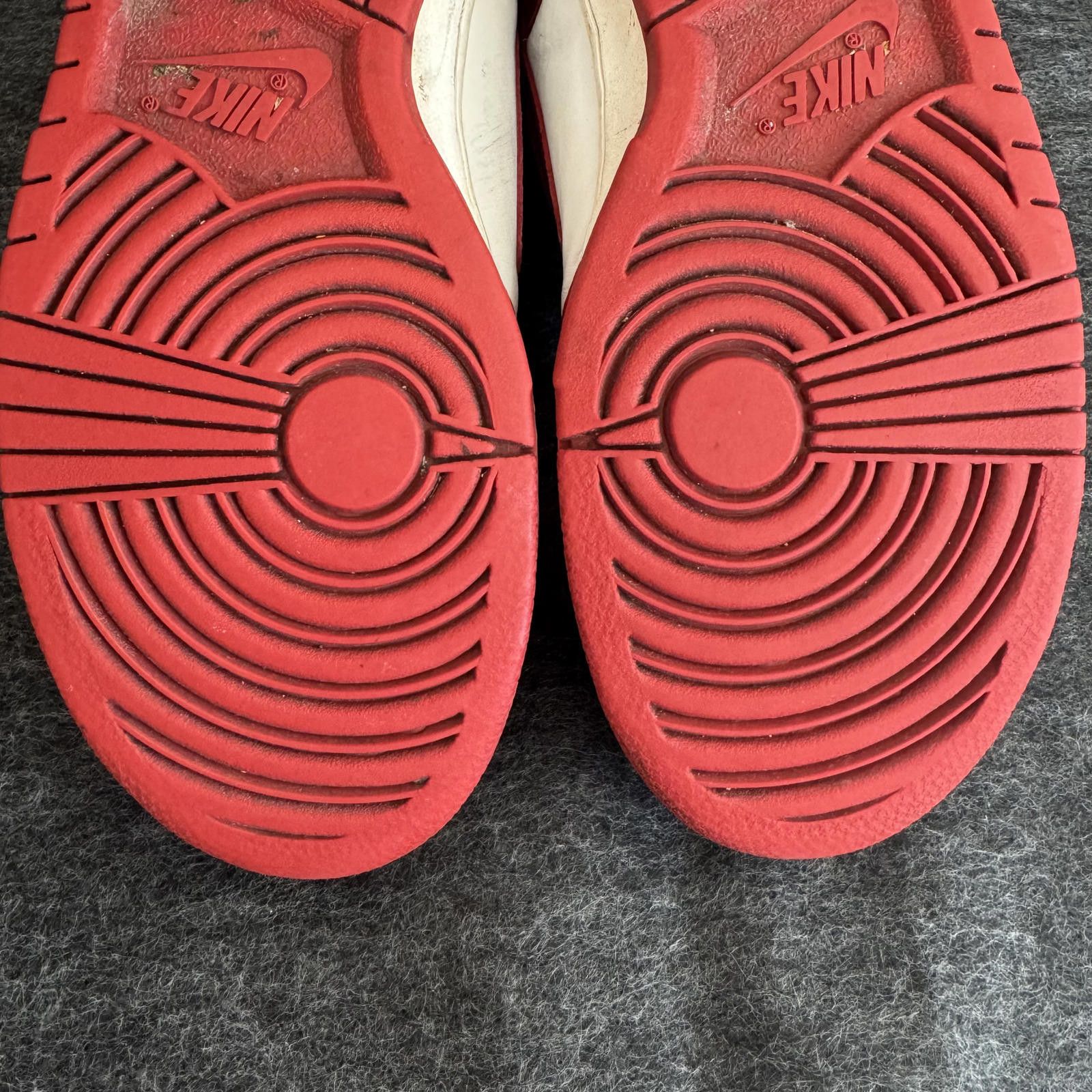 Nike Nike Shoes Men's 9.5 Red Dunk High 2003 304717-661 Size US 9 / EU 42 - 8 Thumbnail