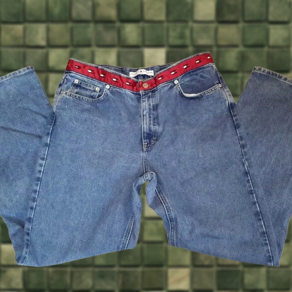 Tommy Hilfiger VINTAGE Tommy Hilfiger Womens High Waisted Jeans Flag Waistband 12 Straight Leg 1990s Blue Cotton Denim, Inseam 30, Casual, Mens Womens Boys Girls Size 34" / US 12 / IT 48 - 1 Thumbnail