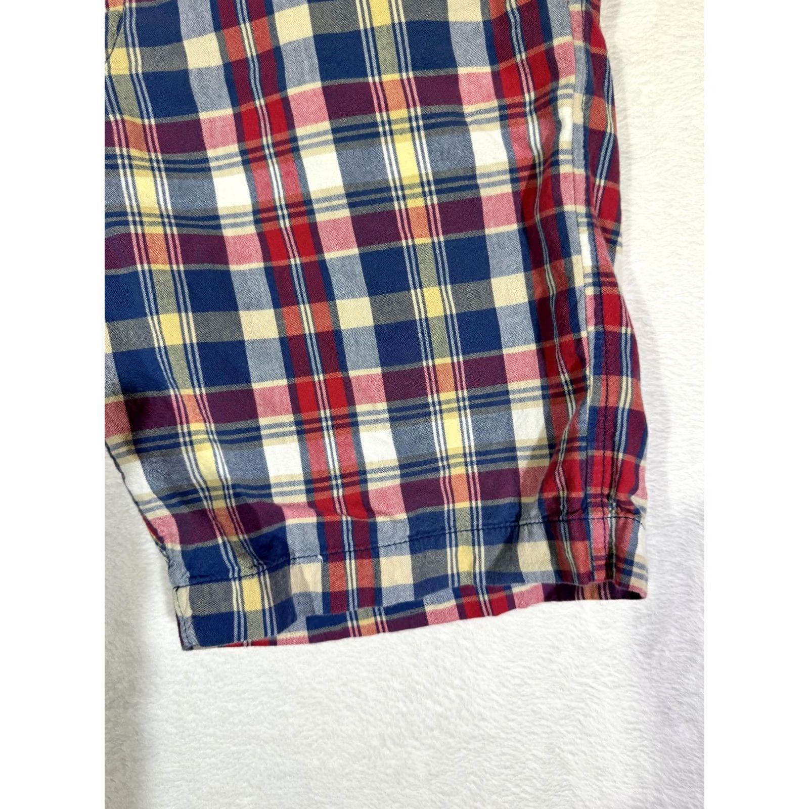 American Eagle Outfitters American Eagle Outfitters Shorts Mens 33 Plaid Classic Preppy Casual Cotton Red Blue Yellow Multicolor Summer 33 Mens Size US 33 - 5 Thumbnail
