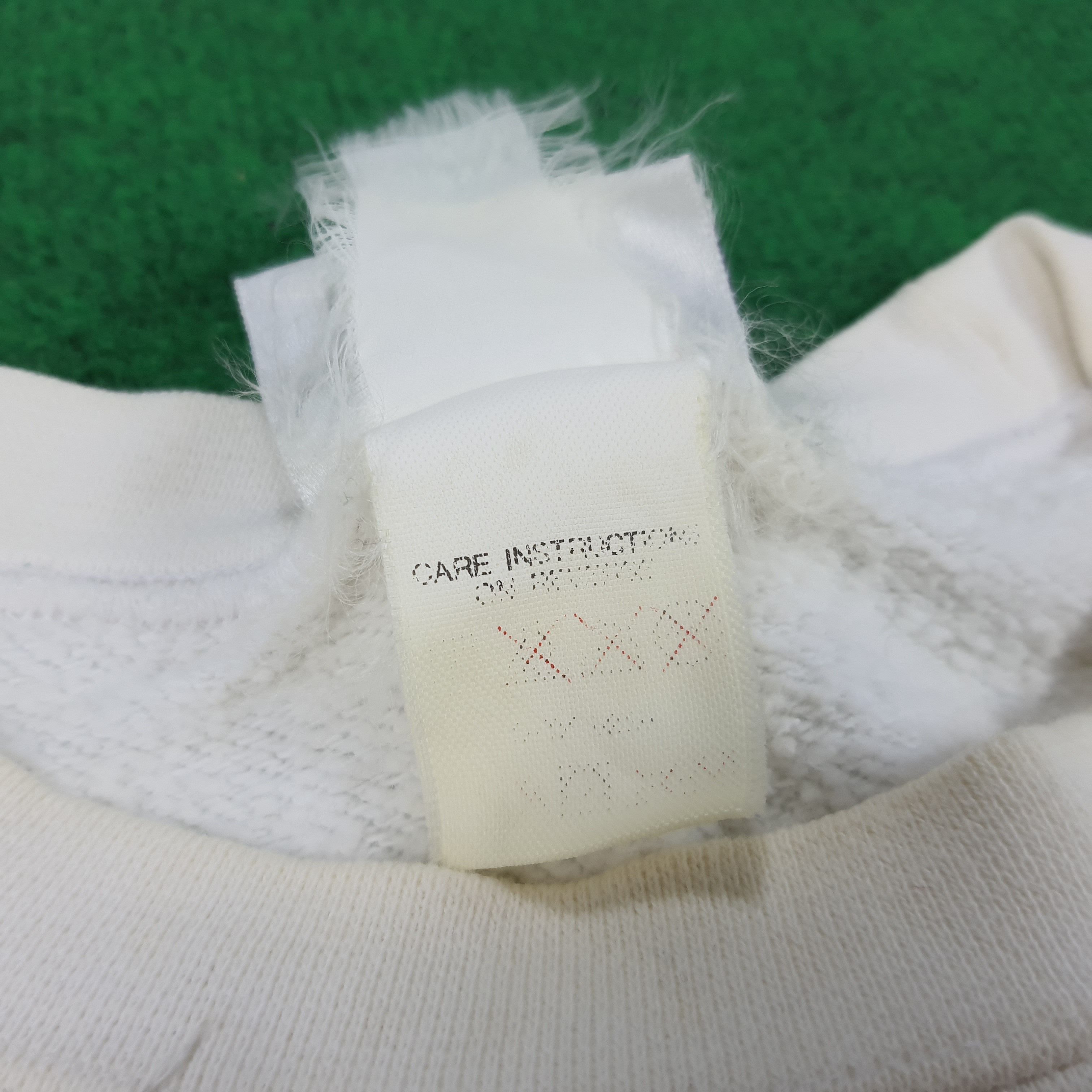 DKNY × Vintage Vintage DKNY New York Streetwear Sweatshirt Size US L / EU 52-54 / 3 - 5 Thumbnail