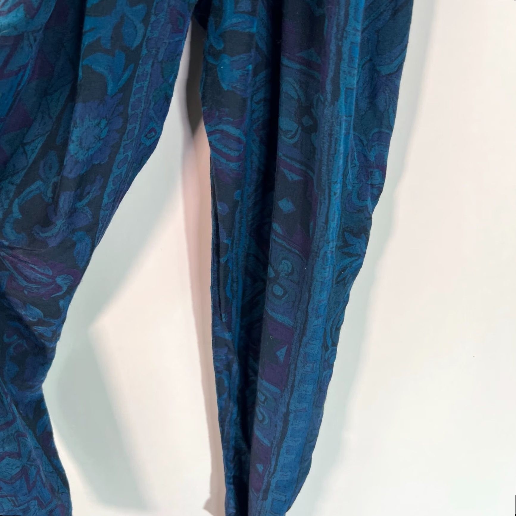 Vintage VINTAGE LA GAL Jumpsuit Women Size 6 Blue Geometric 80s Boho 3/4 Sleeve V-Neck Button Spring Fall Summer Regular Womens Size 28" / US 6 / IT 42 - 4 Thumbnail