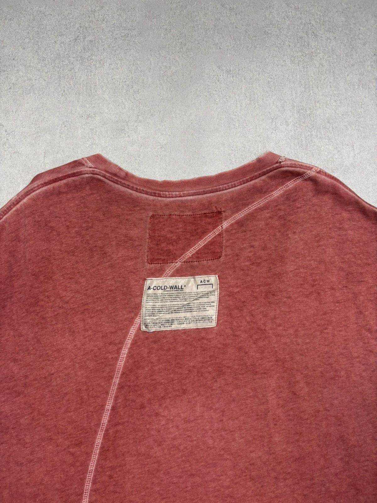 A-COLD-WALL* A-Cold-Wall Distressed T-Shirt Washed Red Asymmetric Seam Size US L / EU 52-54 / 3 - 17 Thumbnail