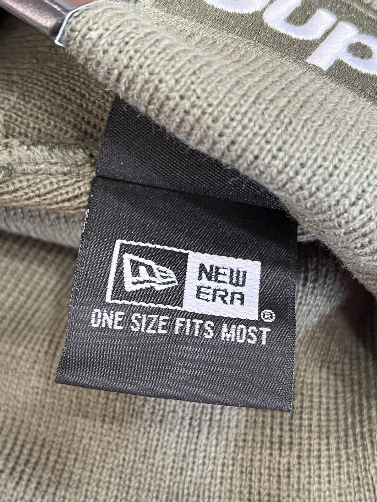 Supreme Supreme New Era Box Logo Beanie Olive FW25 Size ONE SIZE - 5 Thumbnail