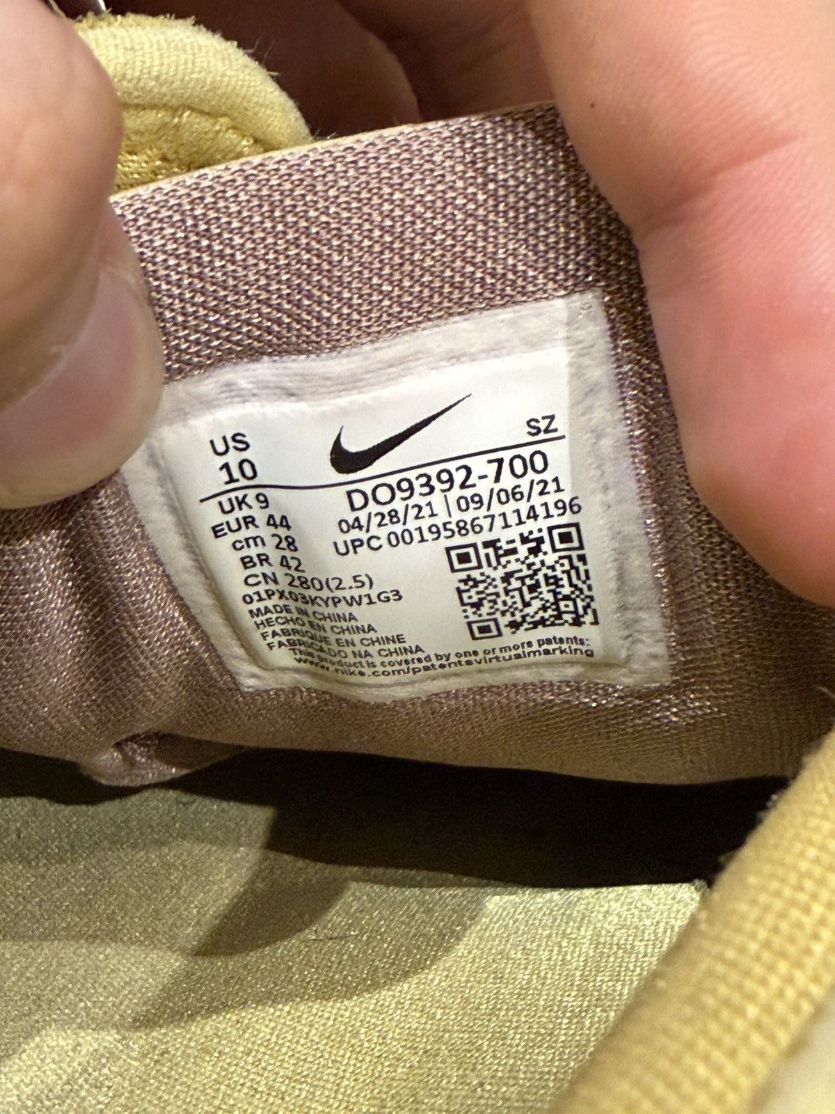 Nike × Travis Scott Travis Scott x Nike Air Max 1 - saturn Gold Size US 10 / EU 43 - 8 Thumbnail