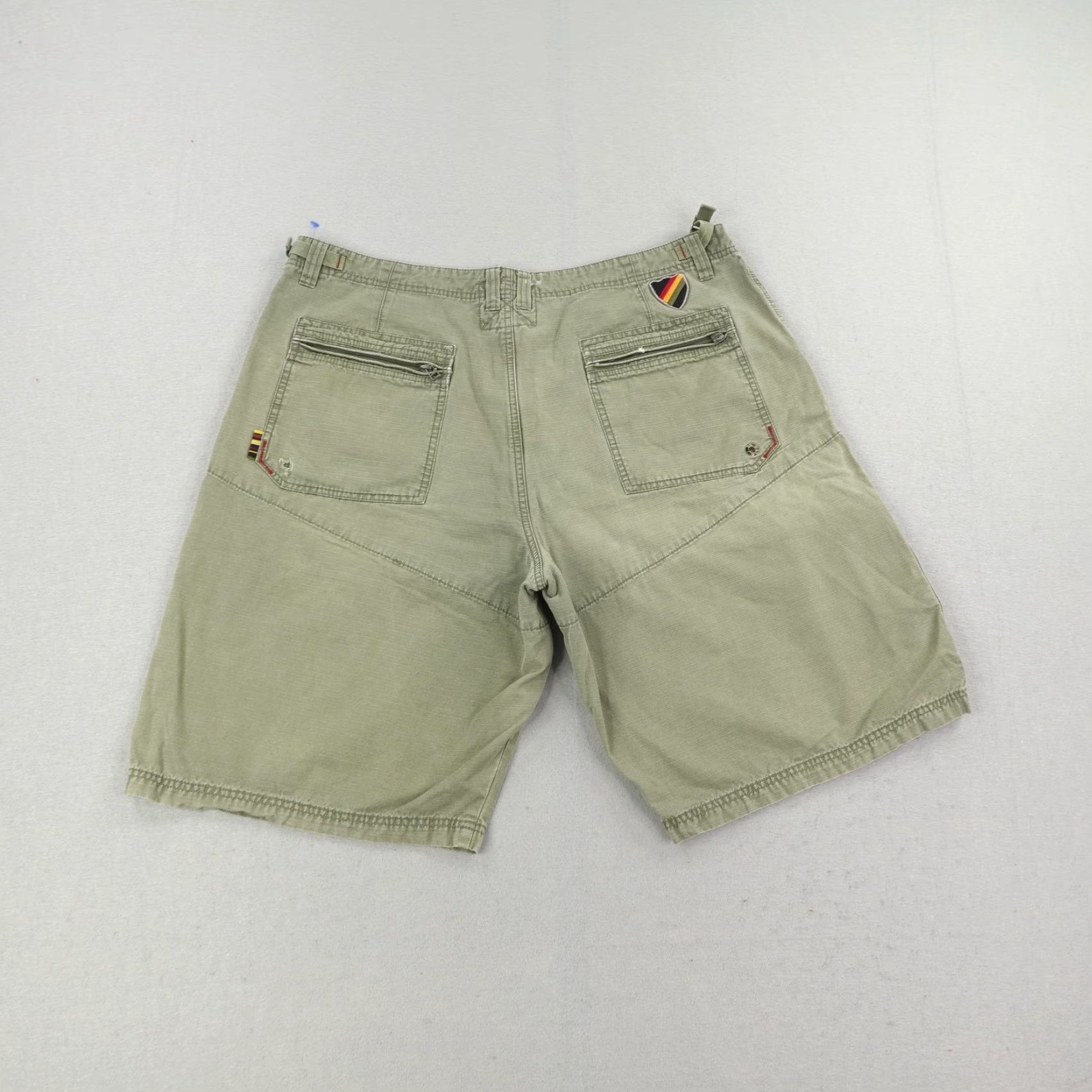 Billabong VINTAGE Billabong Cargo Shorts Men 38 Green Ripstop Casual Skate Baggy Y2K Size US 38 / EU 54 - 6 Thumbnail
