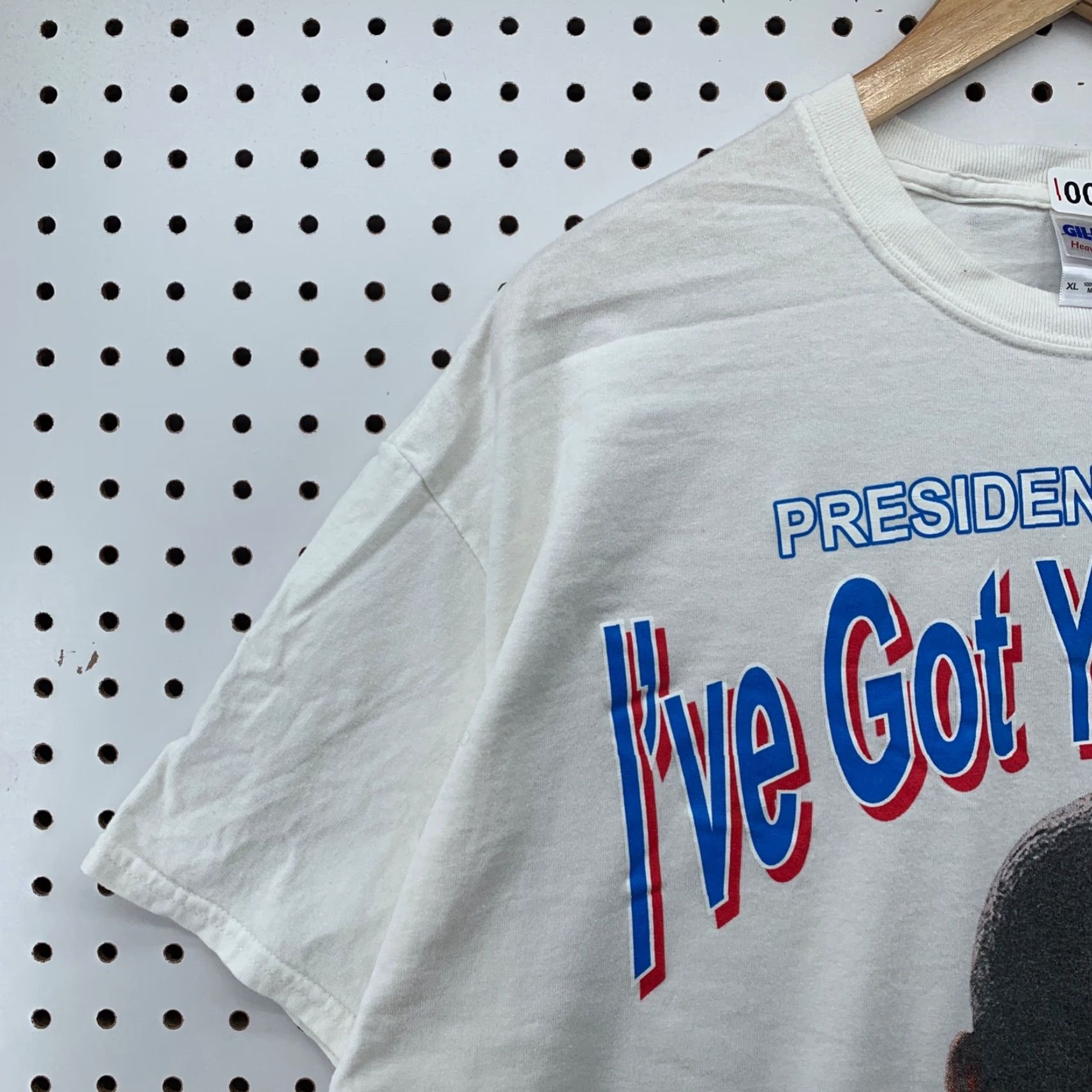 Gildan Barack Obama President Shirt Mens XL 2012 Ive Got Your Back White Cotton Gildan T-Shirt Crew Neck Short Sleeve USA Flag 2000s Mens Size US XL / EU 56 / 4 - 4 Thumbnail