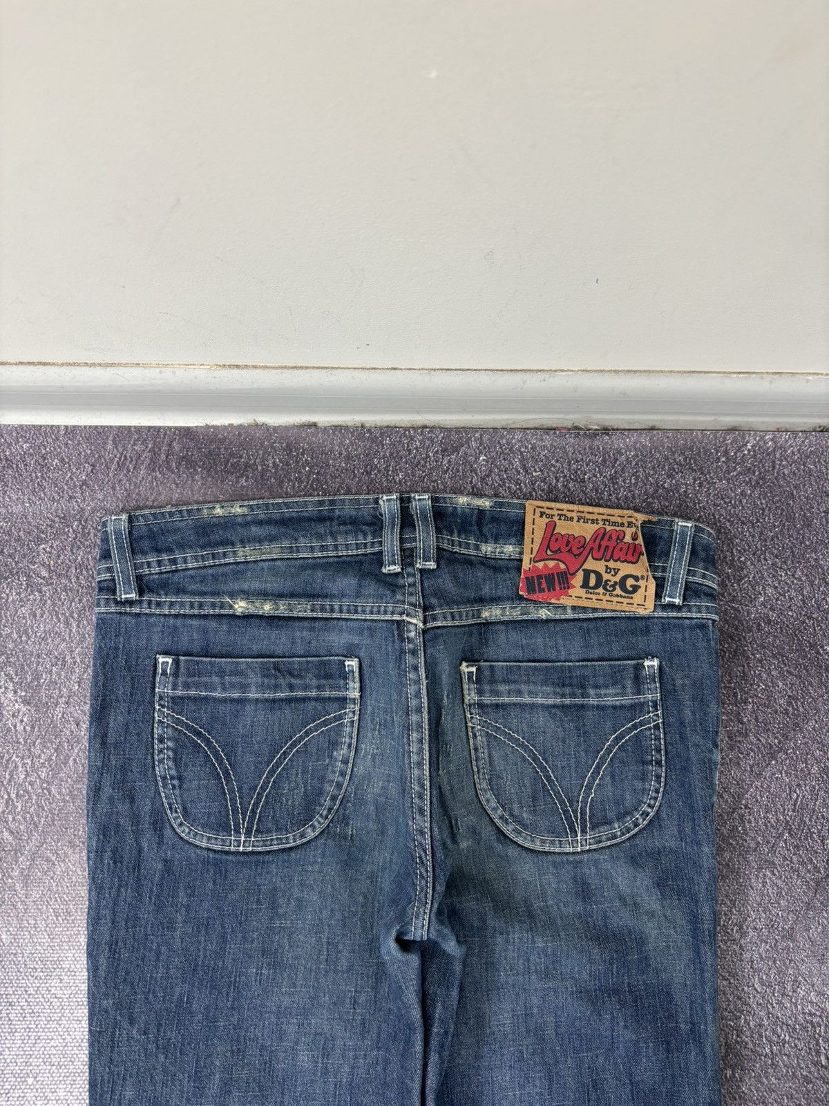 Dolce & Gabbana Vintage Dolce & Gabbana Glamour Women’s Cropped Denim Jeans Size 26" / US 2 / IT 38 - 19 Thumbnail