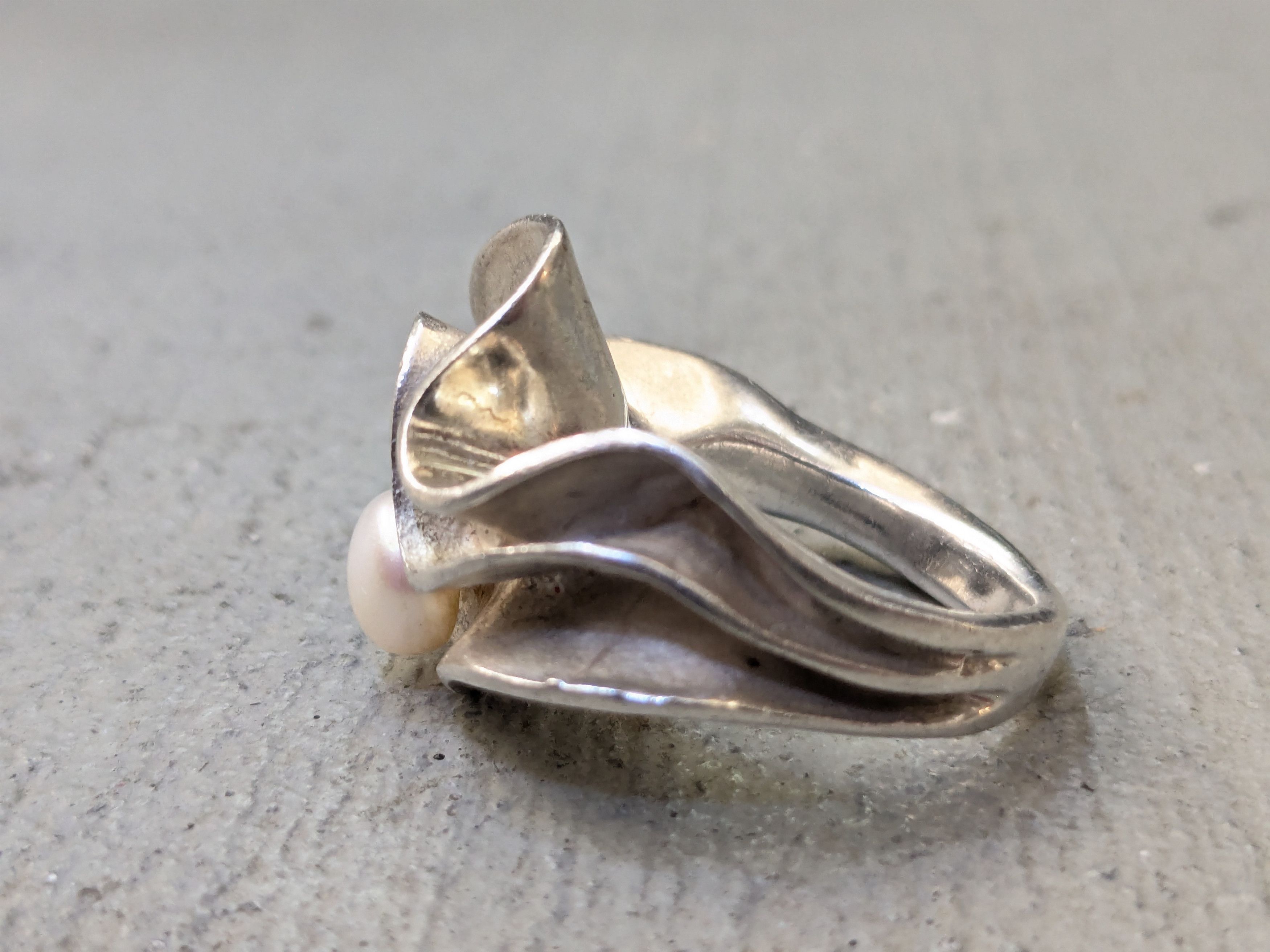 Other Vintage Sterling Silver Ring Pearl 7.5 Modern Abstract Size ONE SIZE - 5 Thumbnail