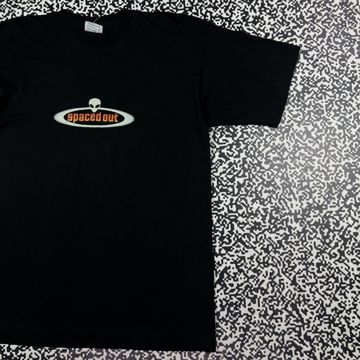 Vintage Vintage 90s Alien Spaced Out Single Stitch USA Boxy T-shirt Size US XL / EU 56 / 4 - 4 Thumbnail