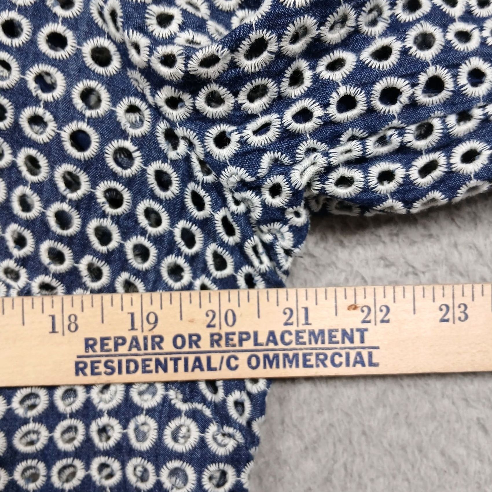 Vintage Chico's Textured Jacket Women's Blazer Geometric Blue White 1 Button Front 3/4 Sleeve Mid-Length Embroidered Open Front Casual Workwear Size XS / US 0-2 / IT 36-38 - 7 Thumbnail