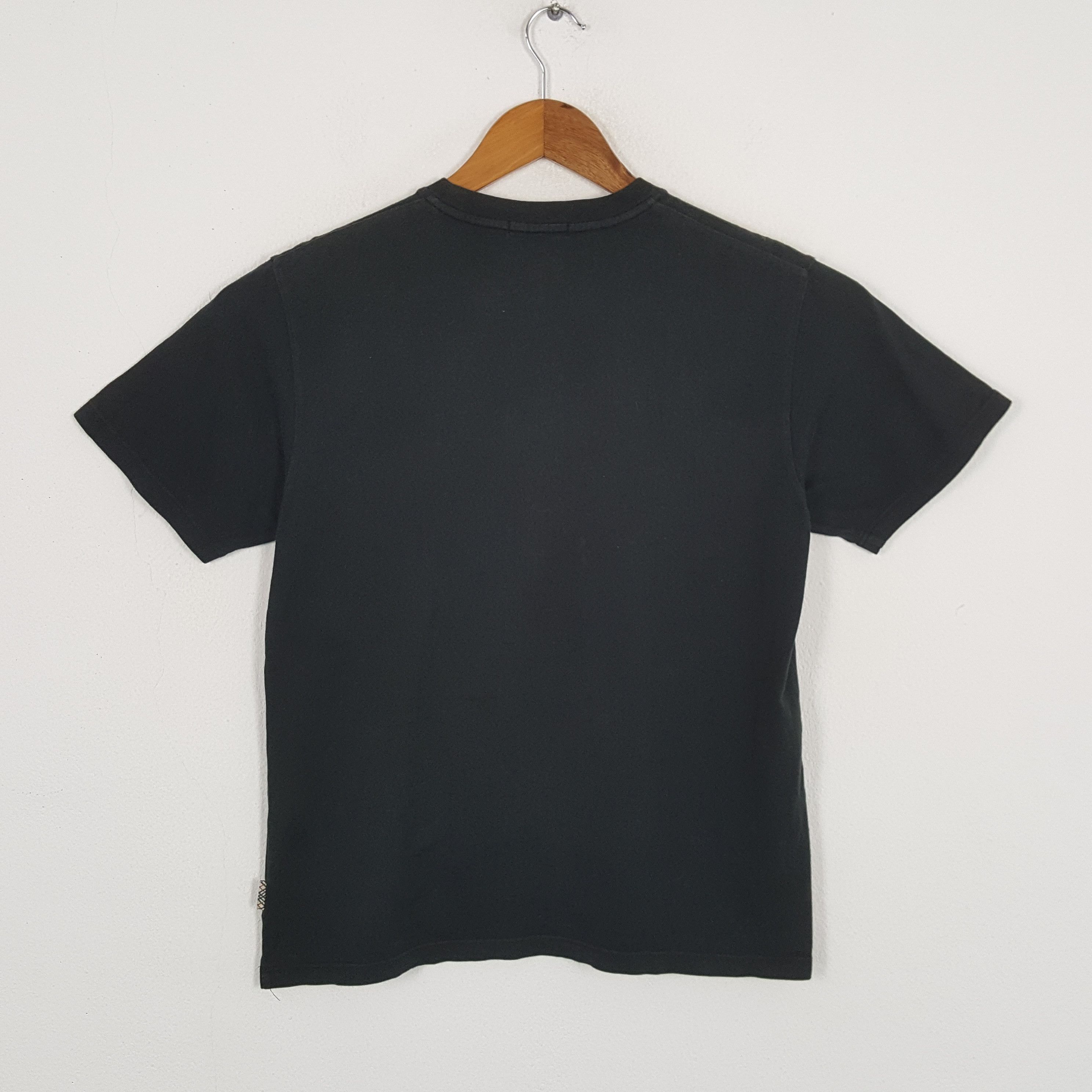 Burberry × Japanese Brand × Vintage Vintage BURBERRY LONDON Fashion Brand T-Shirts Size US M / EU 48-50 / 2 - 3 Thumbnail
