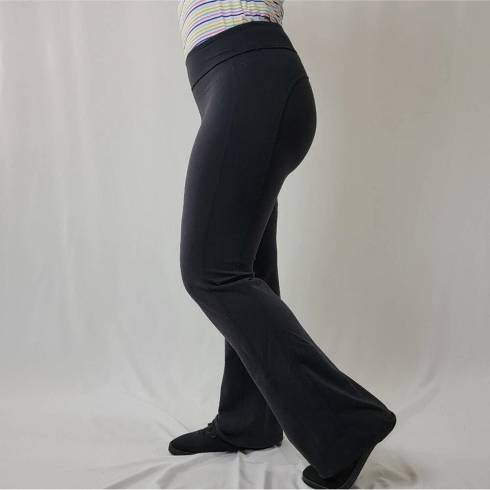 Athleta Athleta Leggings Size 28" / US 6 / IT 42 - 5 Thumbnail