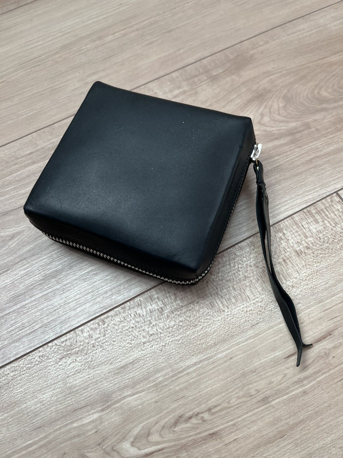 m.a+ small zipped wallet