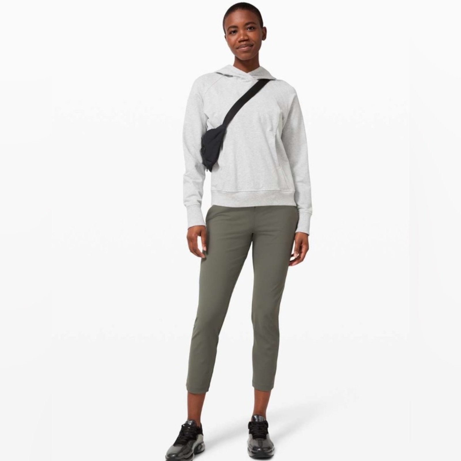 Lululemon Lululemon On the Fly 7/8 Pant in Grey Sage Size 27" / US 4 / IT 40 - 9 Thumbnail