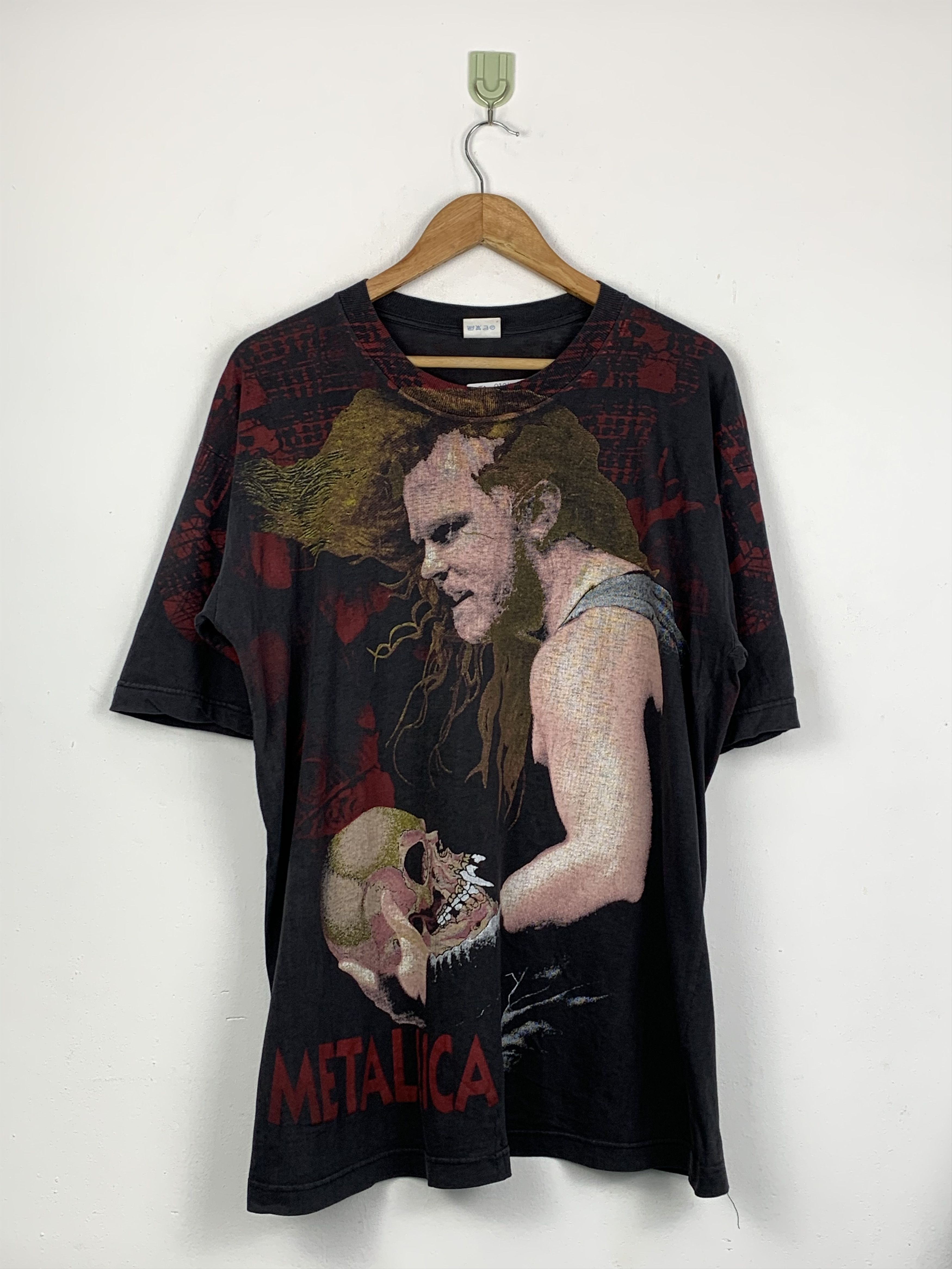 Band Tees × Metallica × Vintage Vintage 90s Metallica All Overprint Bootleg Band Tee TA0304 Size US L / EU 52-54 / 3 - 2 Thumbnail