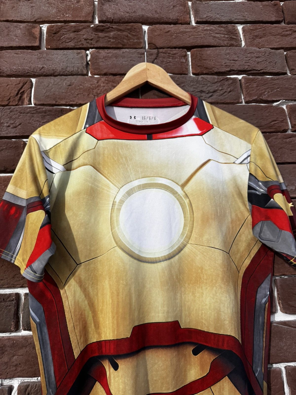 Marvel Comics Mens Gym Top Under Armour Marvel Ironman Jersey Shirt Size US L / EU 52-54 / 3 - 3 Thumbnail