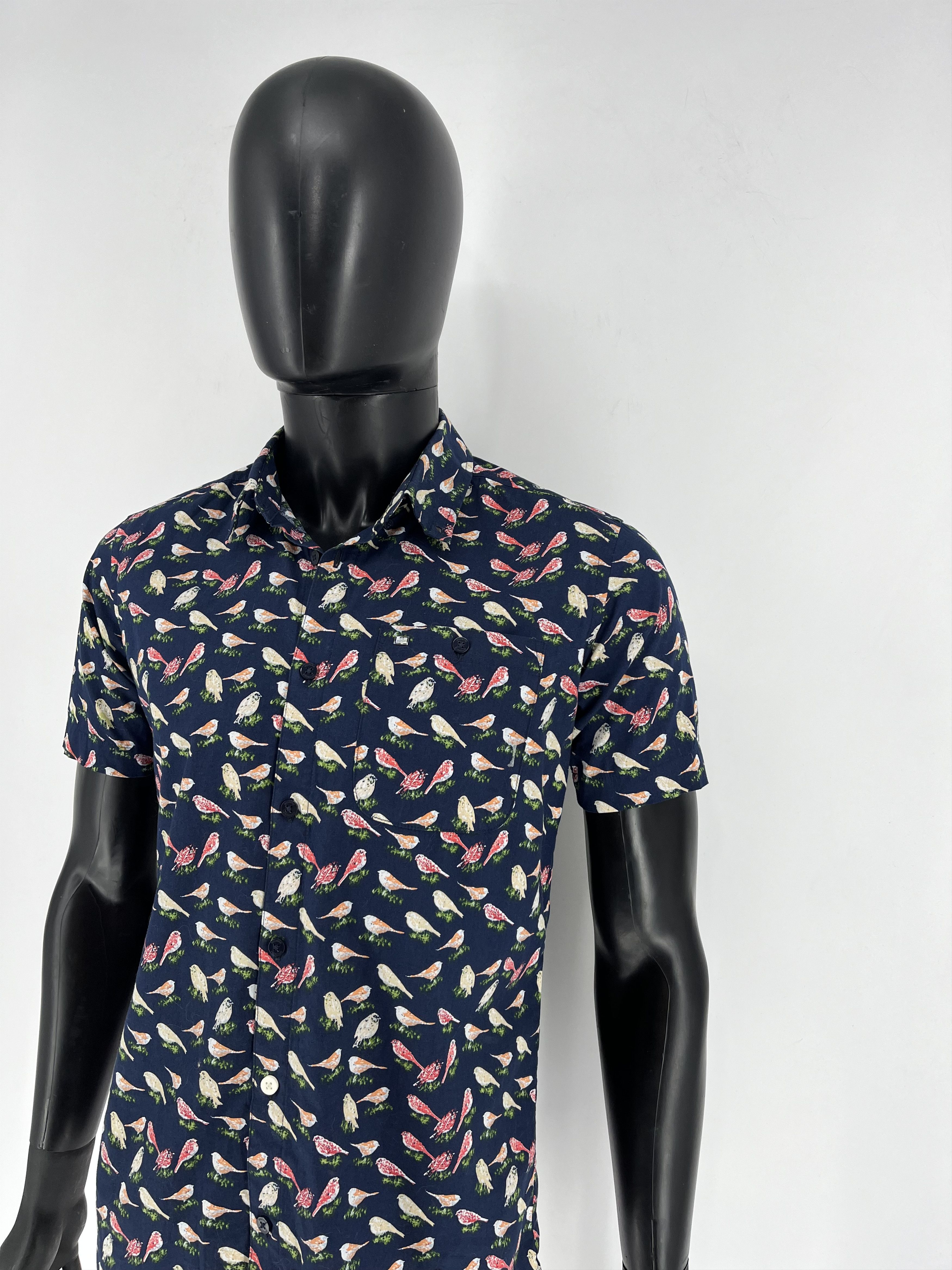 Weekend Offender Weekend Offender Cotton Bird Short Sleeve Shirt Size US S / EU 44-46 / 1 - 4 Thumbnail
