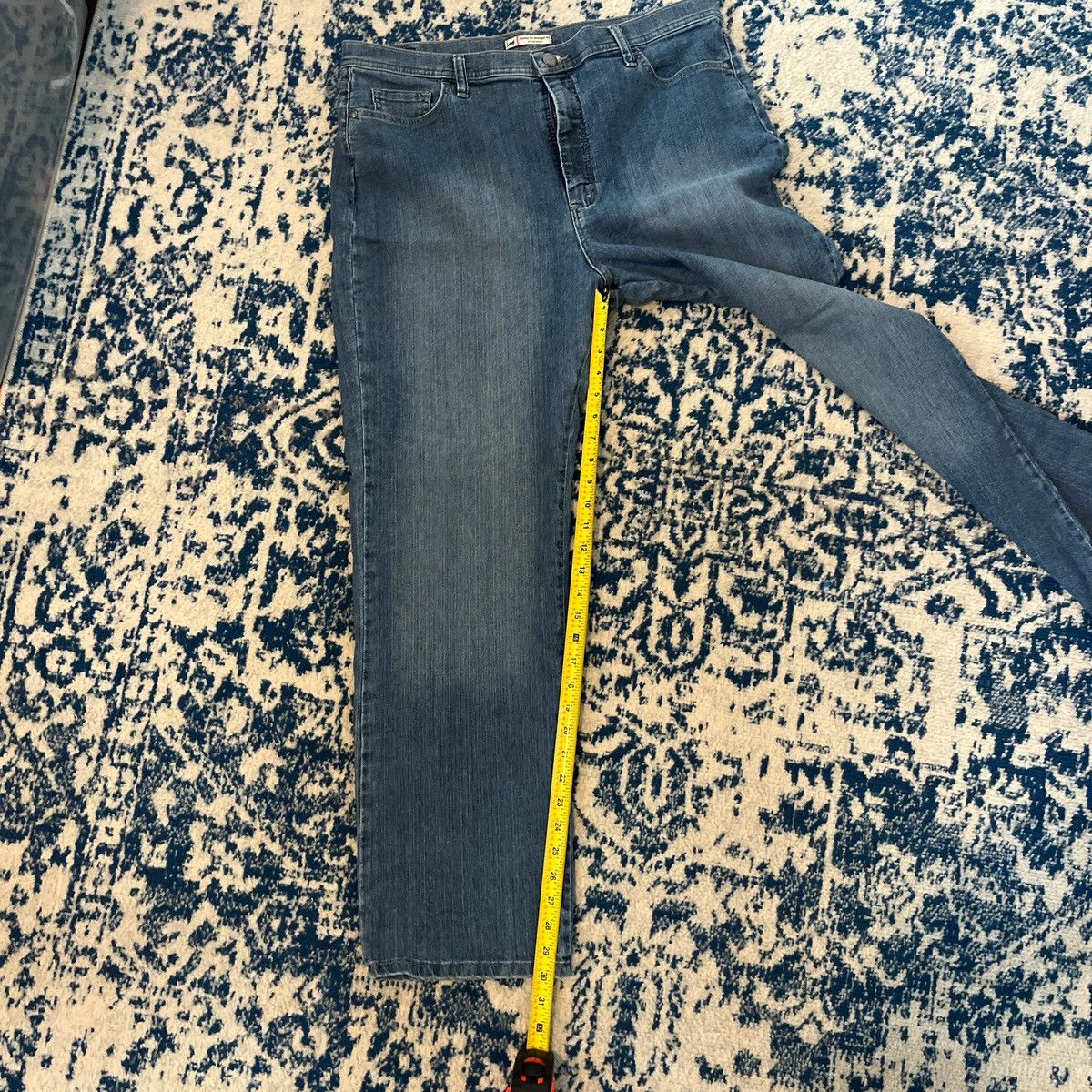 Lee Lee Classic Fit Straight Leg Jeans Size 18 Medium Wash Y2K Size 40" / US 18 - 5 Thumbnail
