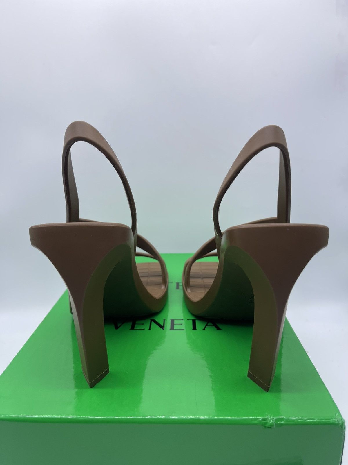 Bottega Veneta Bottega Veneta jumbo sandal heels Size US 8 / IT 38 - 4 Thumbnail