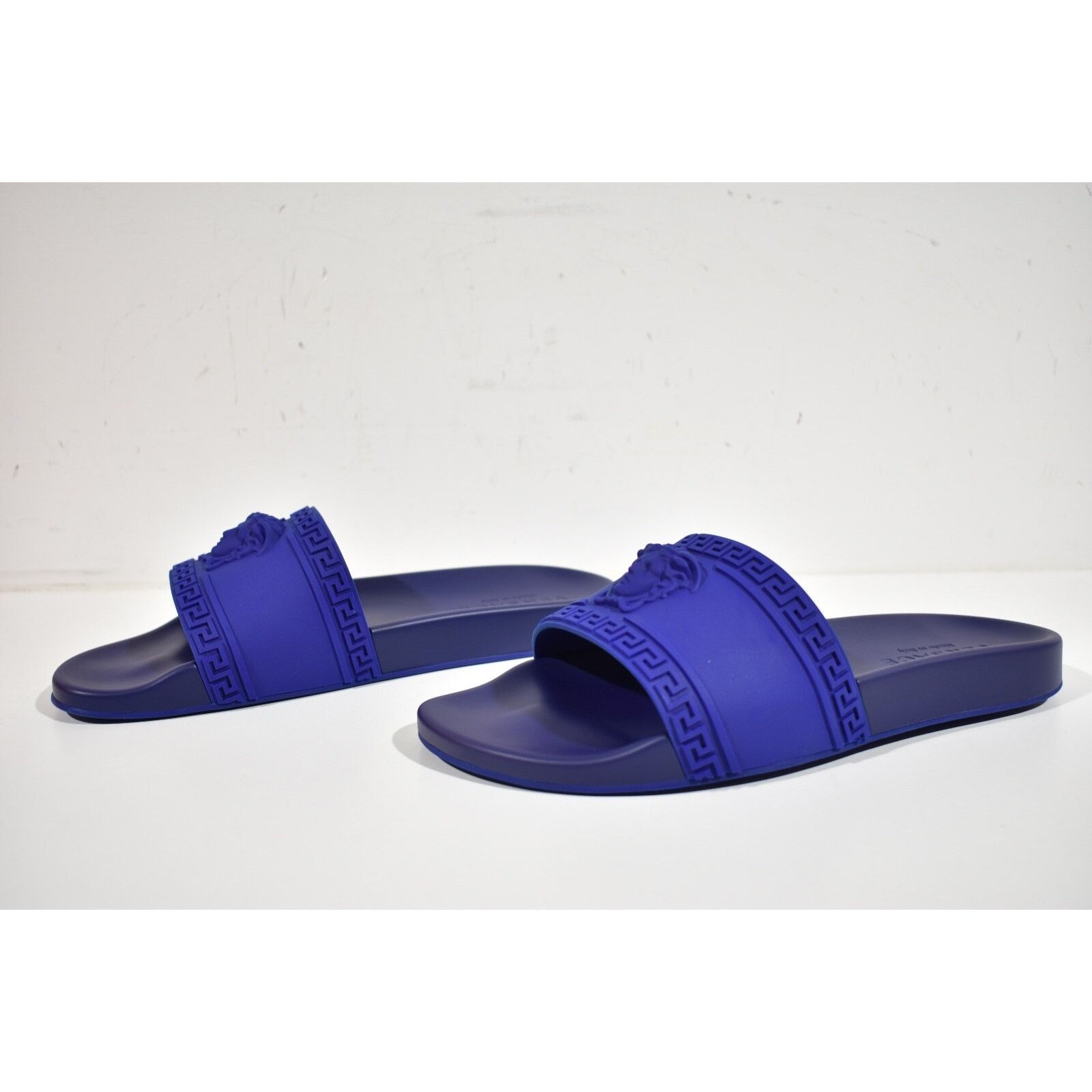 Versace Versace Medusa Palazzo Blue Pool Sandal Flip Flop Flat 42 9 Size US 9 / EU 42 - 10 Thumbnail