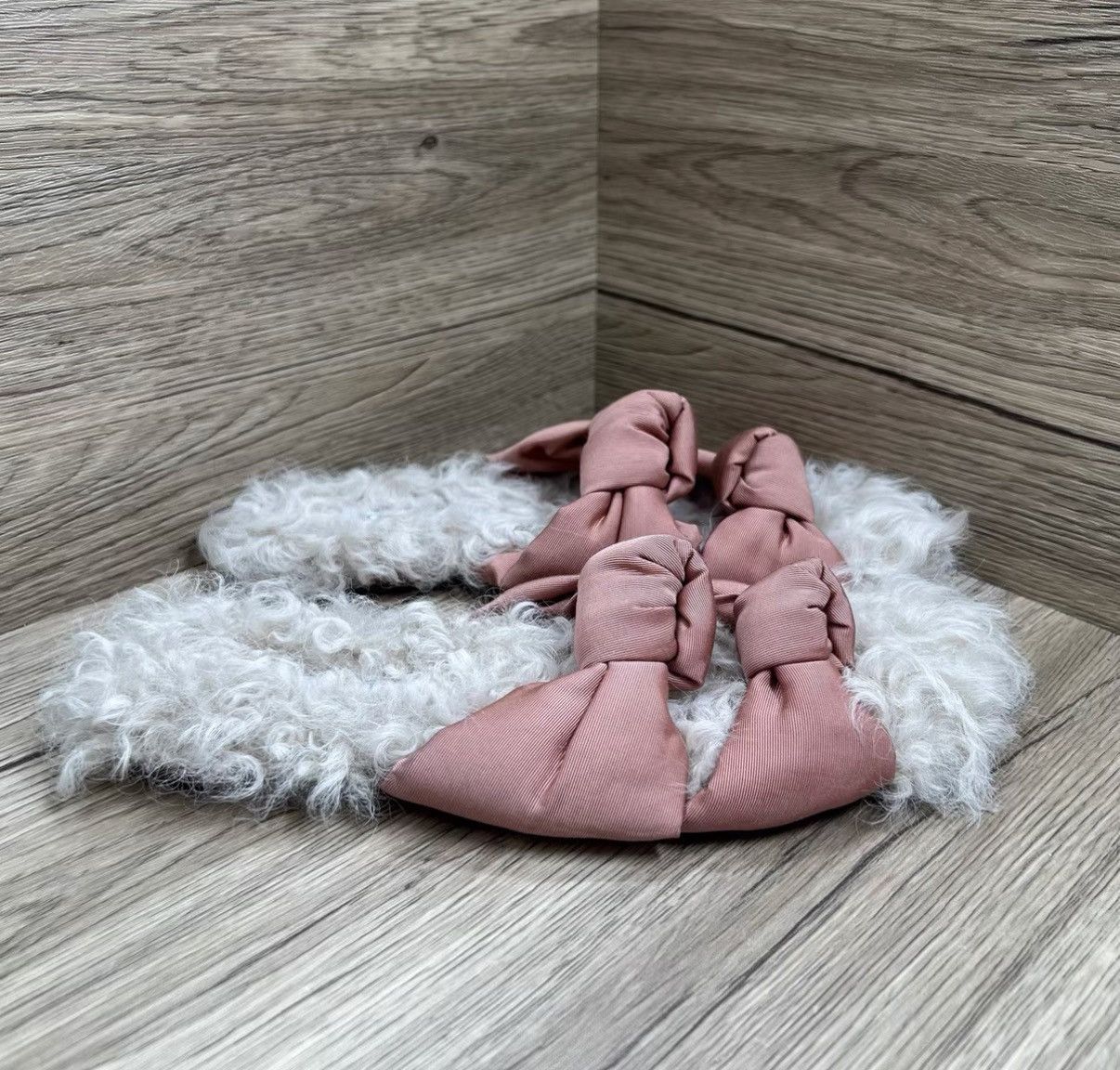 Aquazzura Aquazzura Pink Furry Slippers J41 Size US 8 / IT 38 - 3 Thumbnail