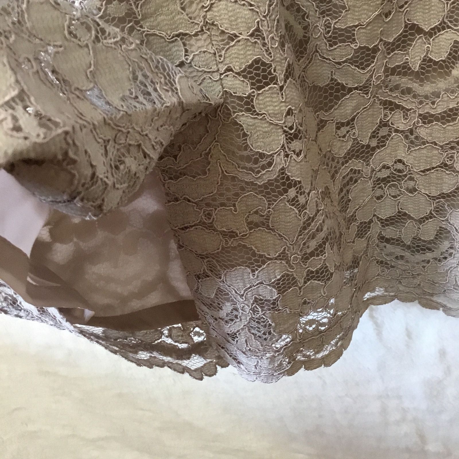 Other David Bridal Short Mocha Lace Dress with V-Neck Size XS / US 0-2 / IT 36-38 - 9 Thumbnail
