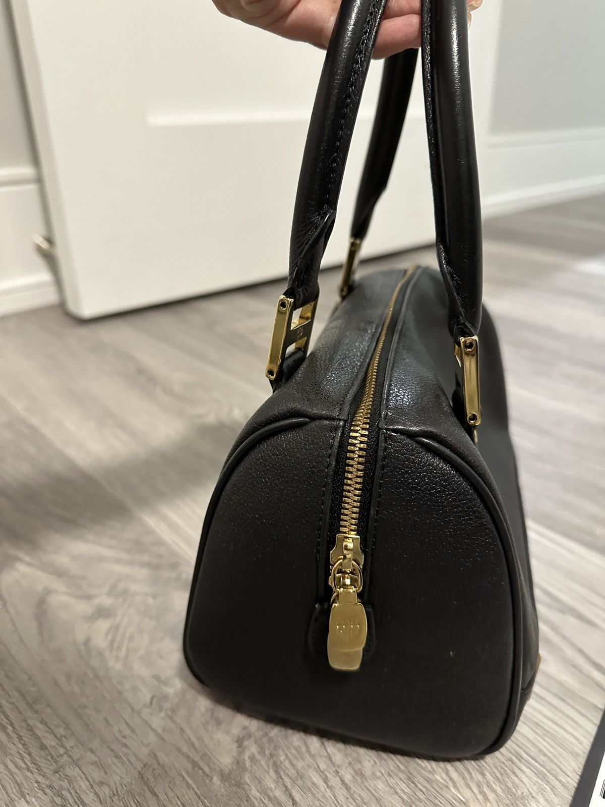 MCM MCM Black Pebble Leather Boston Satchel w/ Gold Hardware Size ONE SIZE - 6 Thumbnail