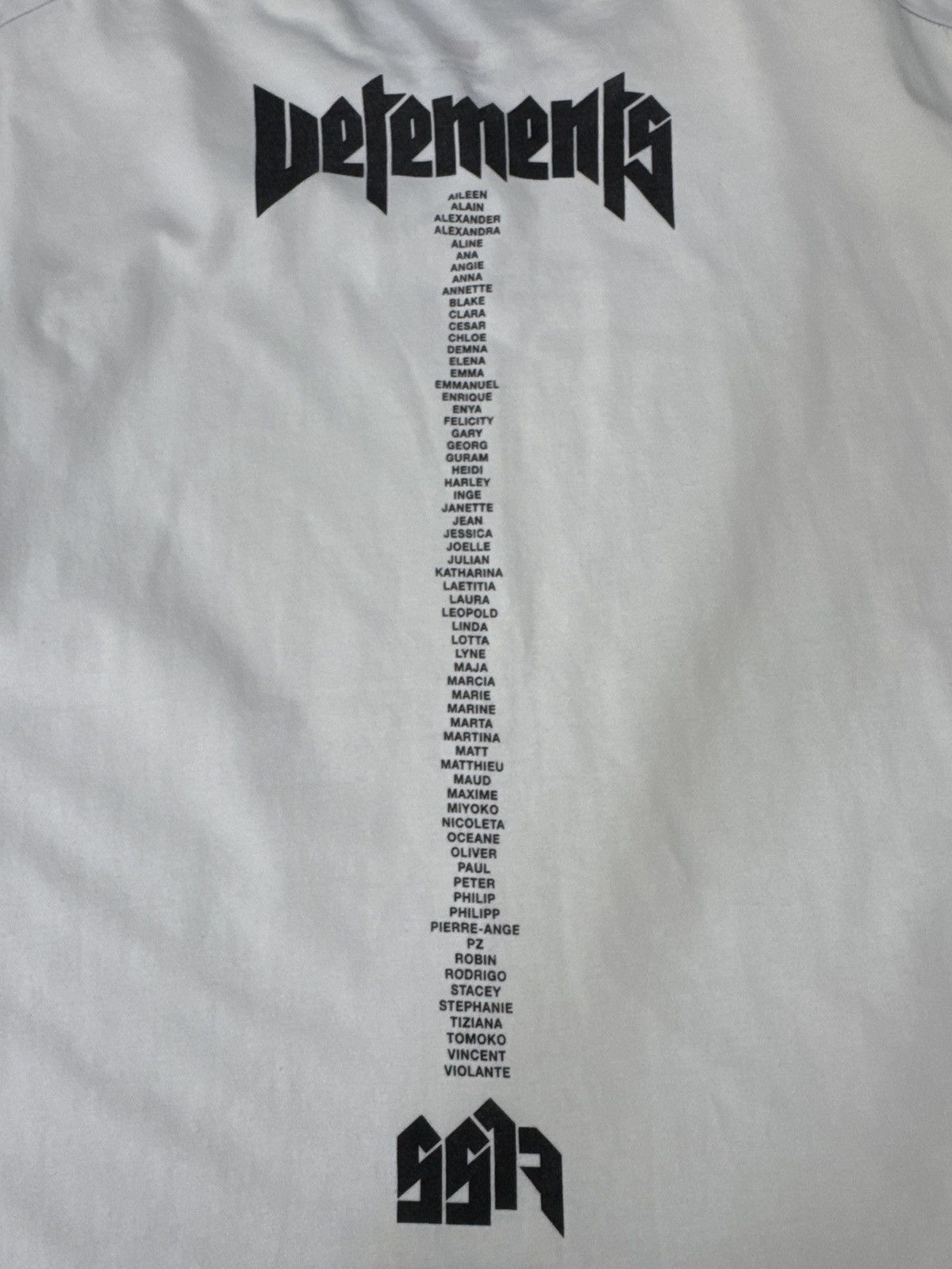 Vetements Vetements Staff White T-shirt 2017 Oversized Tee Size US S / EU 44-46 / 1 - 13 Thumbnail