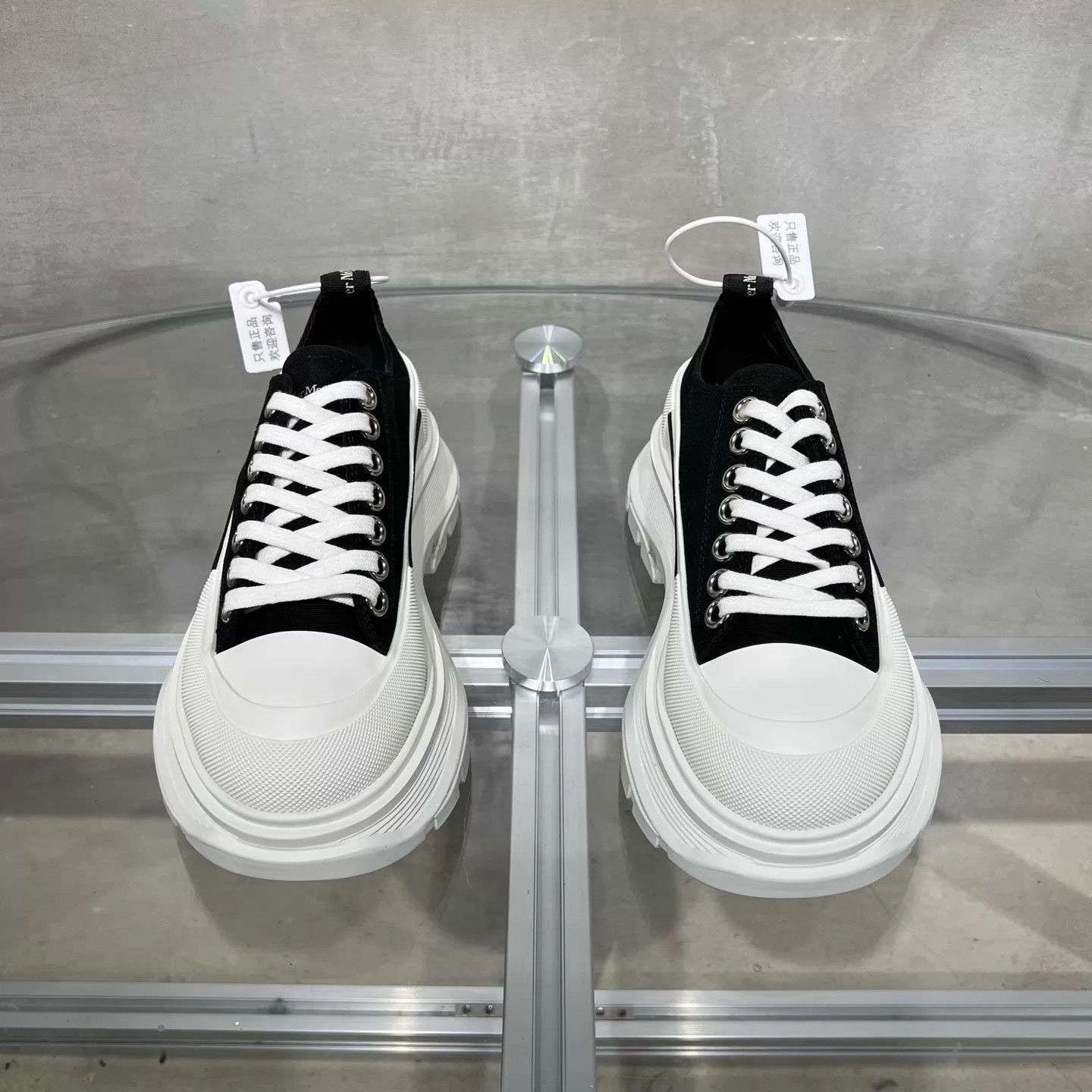 Alexander McQueen Alexander McQueen black/white Martin boots 35.5 wmn Size US 5 / IT 35 - 1 Thumbnail