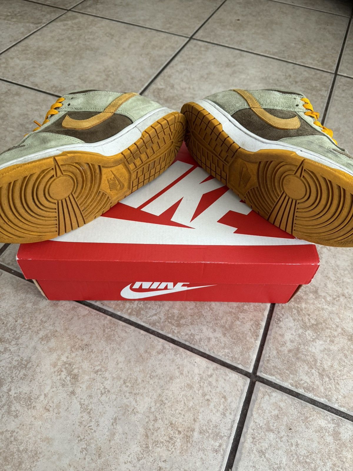 Nike Nike Dusty Olive Low Dunks Size US 9.5 / EU 42-43 - 4 Thumbnail