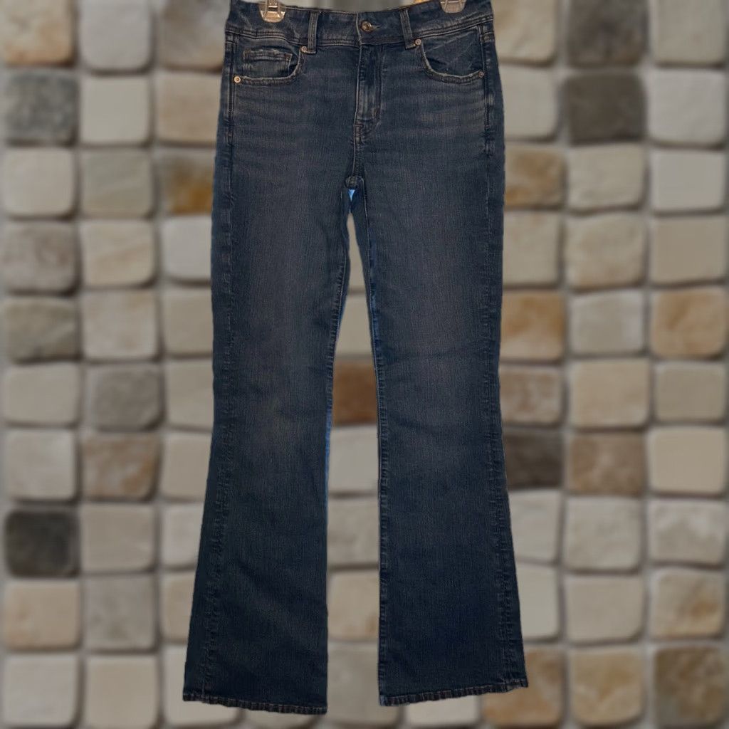 American Eagle Outfitters American Eagle Outfitters Kick Boot Jeans Women 8 Regular 30x32 Stretch Blue Coin Pockets Zipper Modern Size 30" / US 8 / IT 44 - 1 Thumbnail