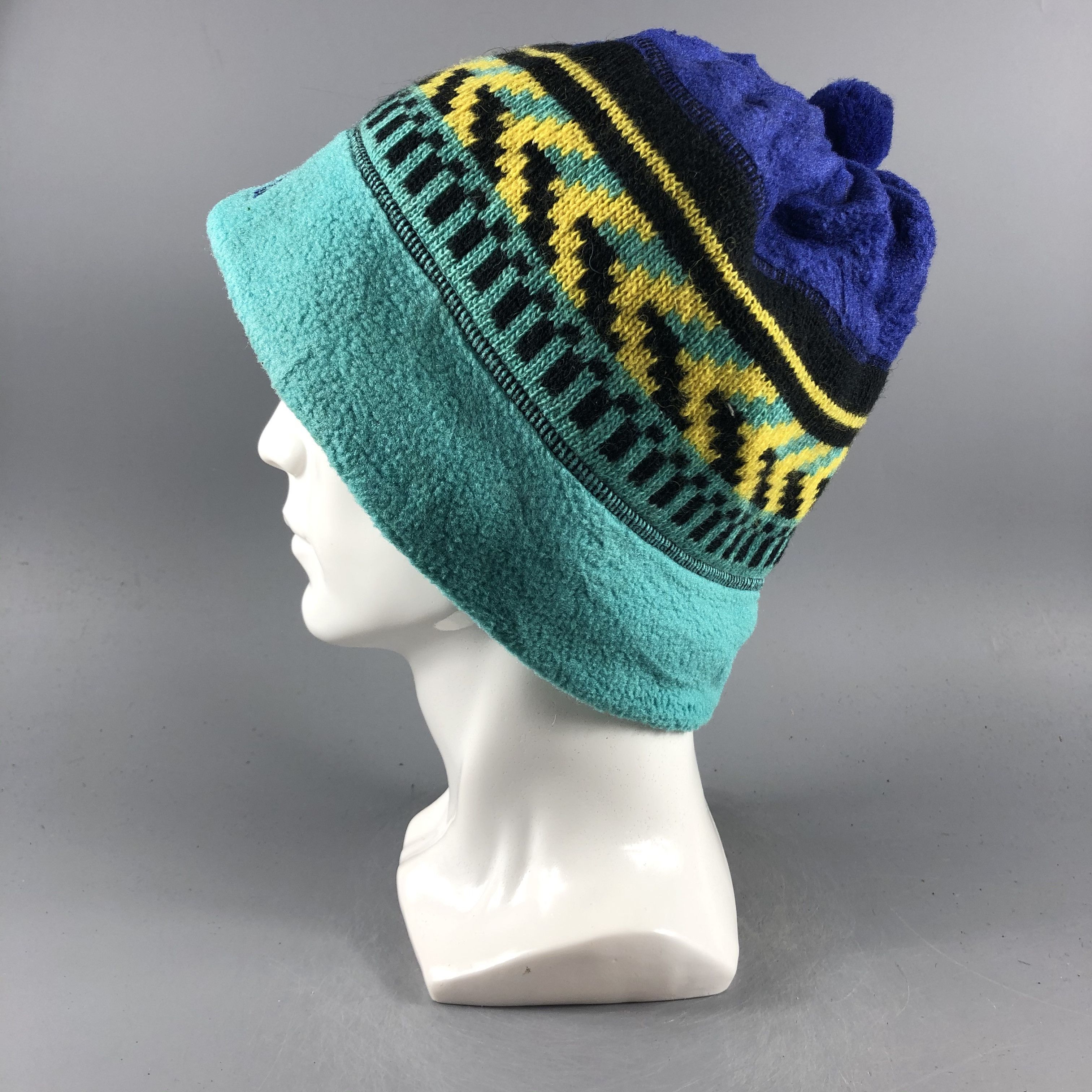 The North Face × Vintage The North Face Beanie Snow Hat Snow Cap -D002 Size ONE SIZE - 1 Thumbnail