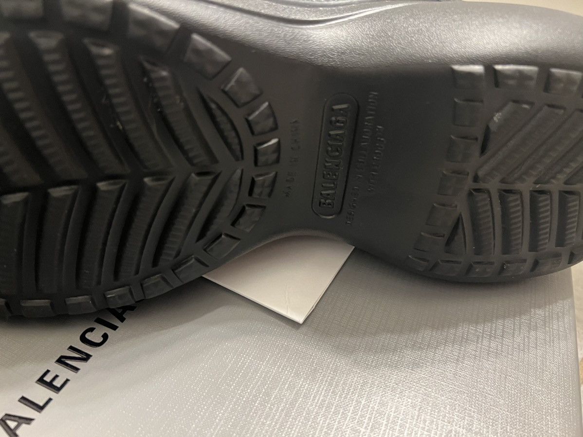 Balenciaga Balenciaga Croc Slip On Sandals Size US 12 / EU 45 - 6 Thumbnail