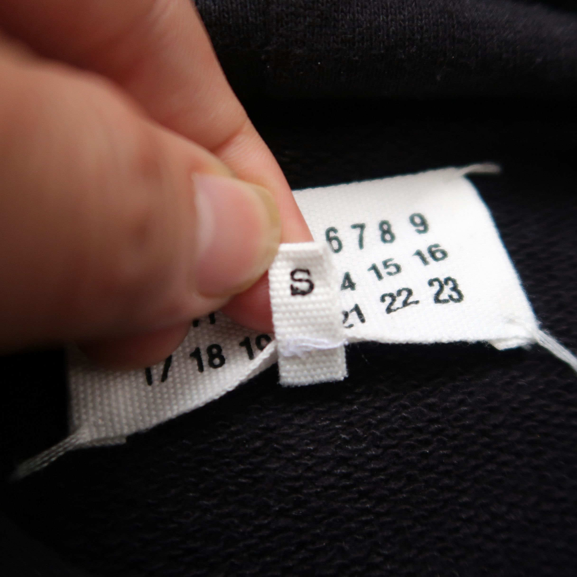 Maison Margiela Runaway SS 2019 Aids Awareness Oversized Hoodie Size US S / EU 44-46 / 1 - 5 Thumbnail