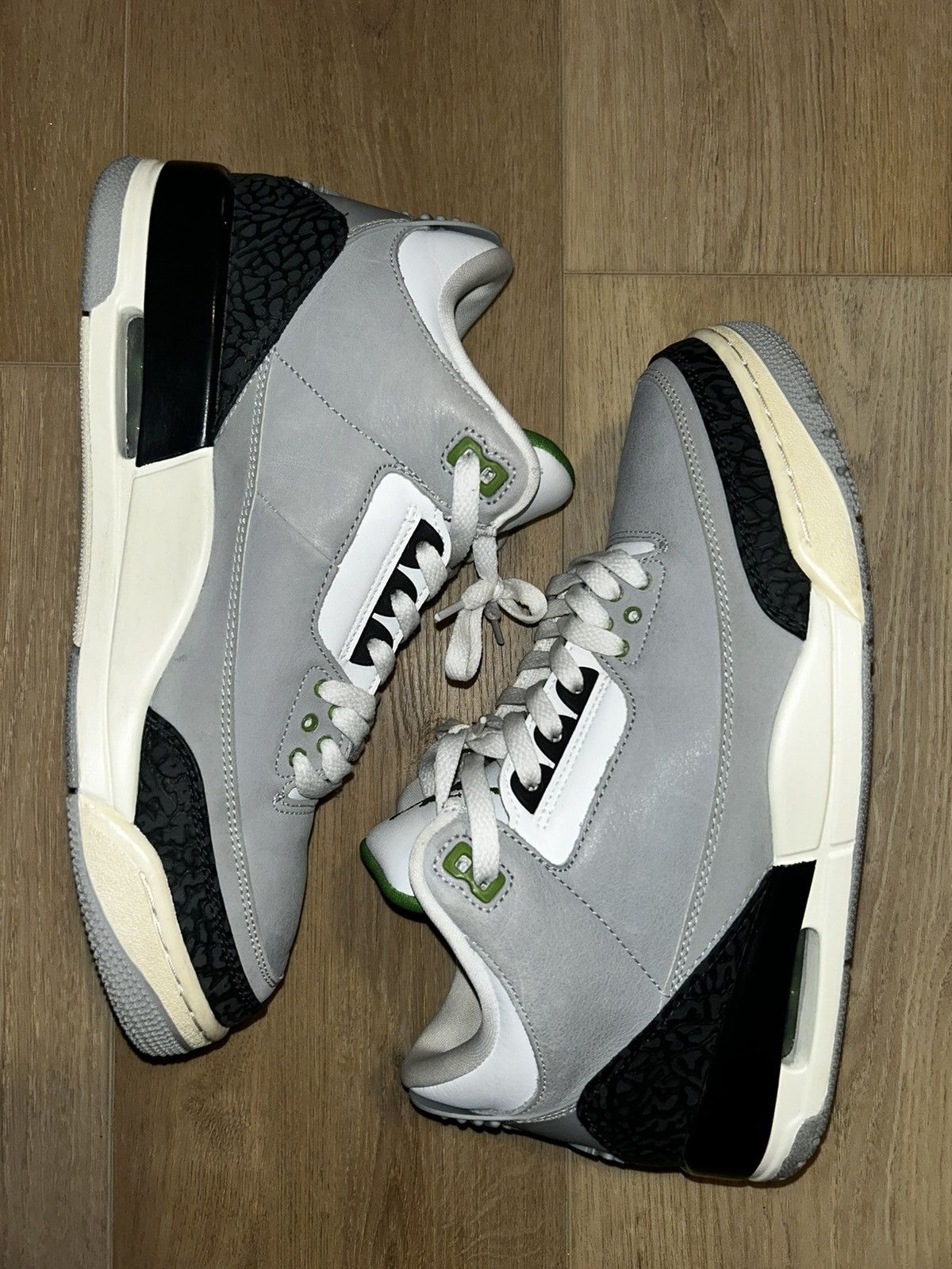 Jordan Brand Jordan 3 Retro ‘Chlorophyll’ Size US 10 / EU 43 - 1 Thumbnail