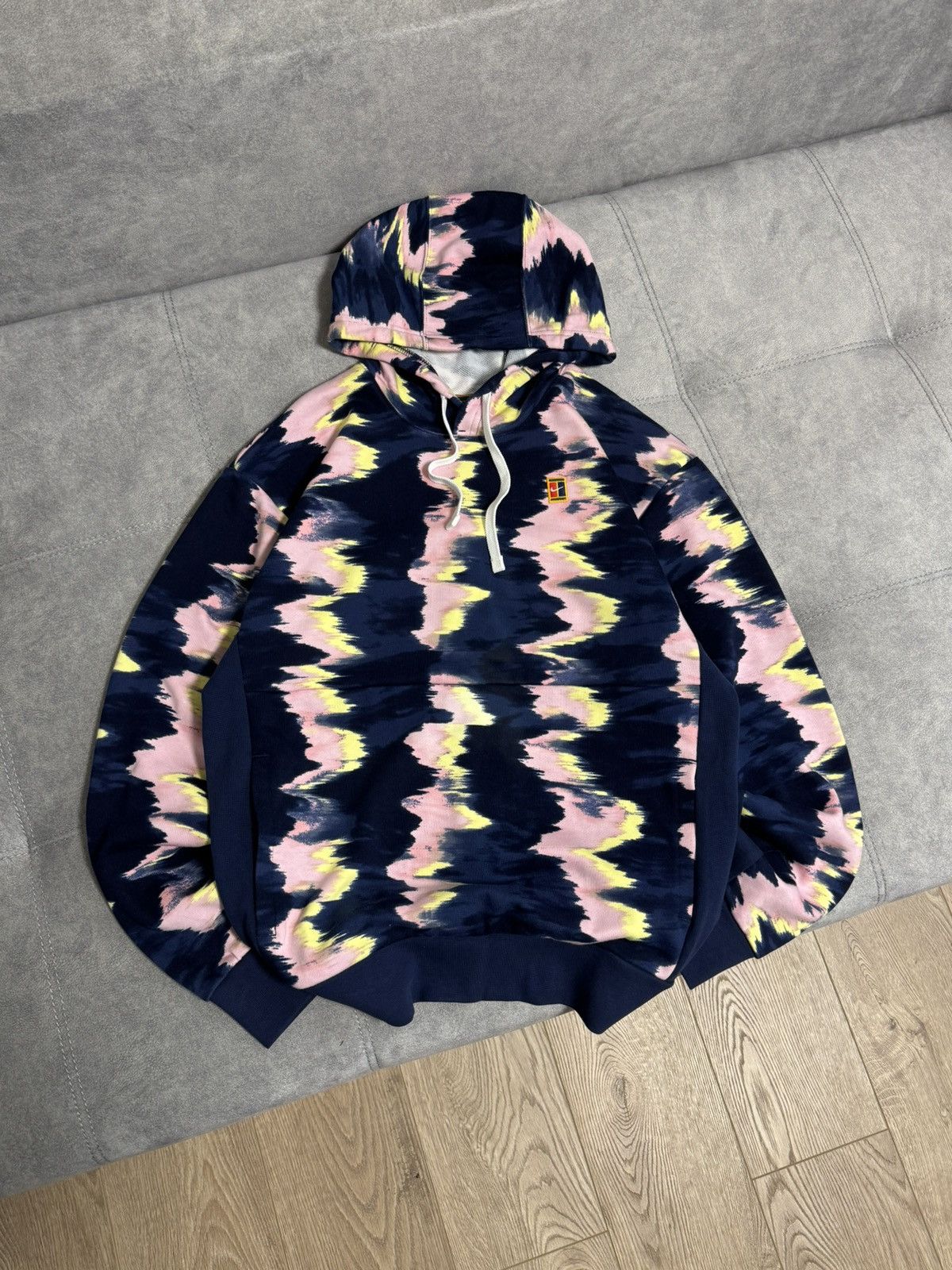 Nike Nike Court chromatic Y2K hoodie vintage style Size US S / EU 44-46 / 1 - 1 Thumbnail