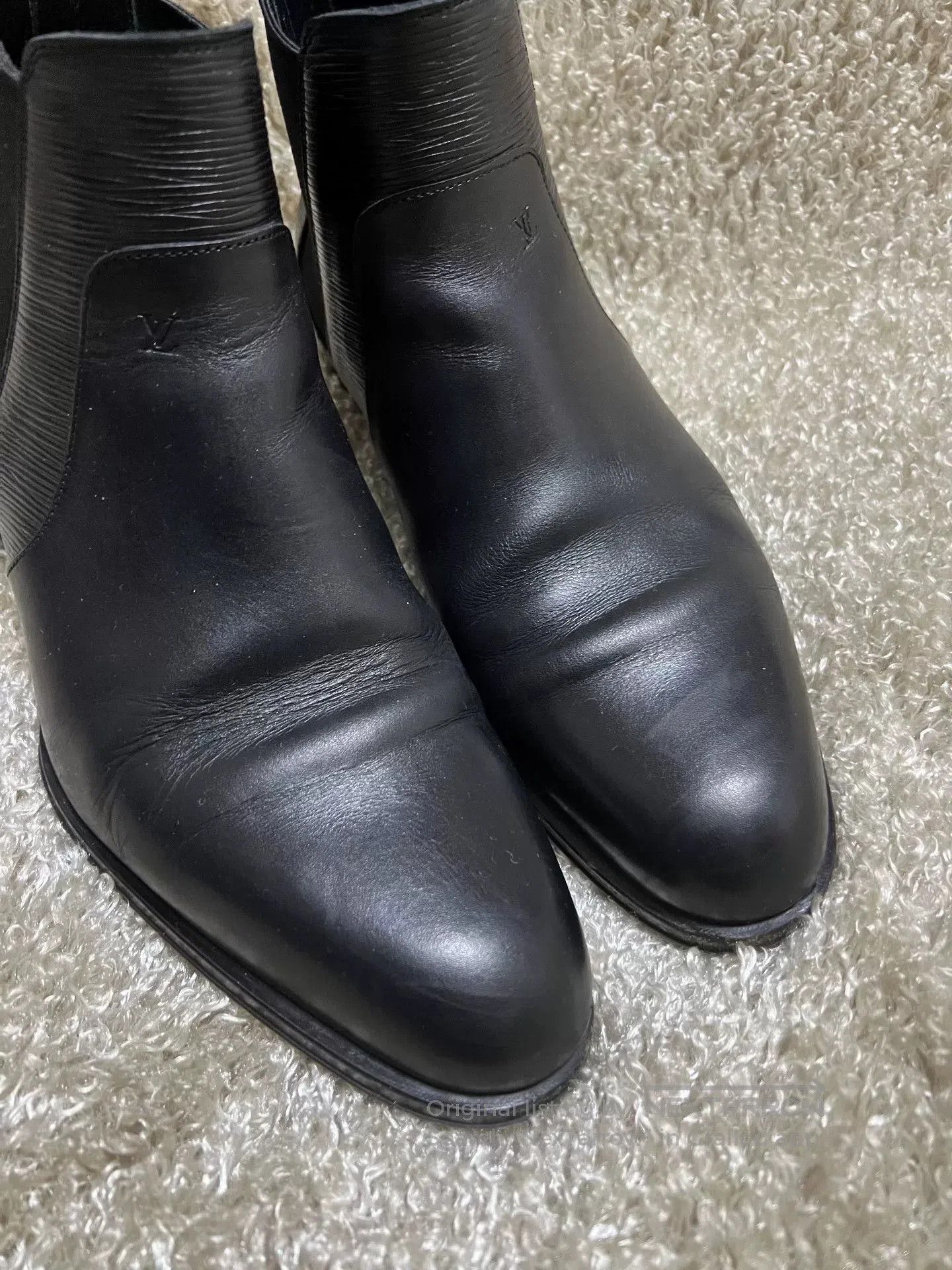 Louis Vuitton Louis Vuitton Men's Leather Chelsea Boots. Size US 5 / EU 37 - 3 Thumbnail