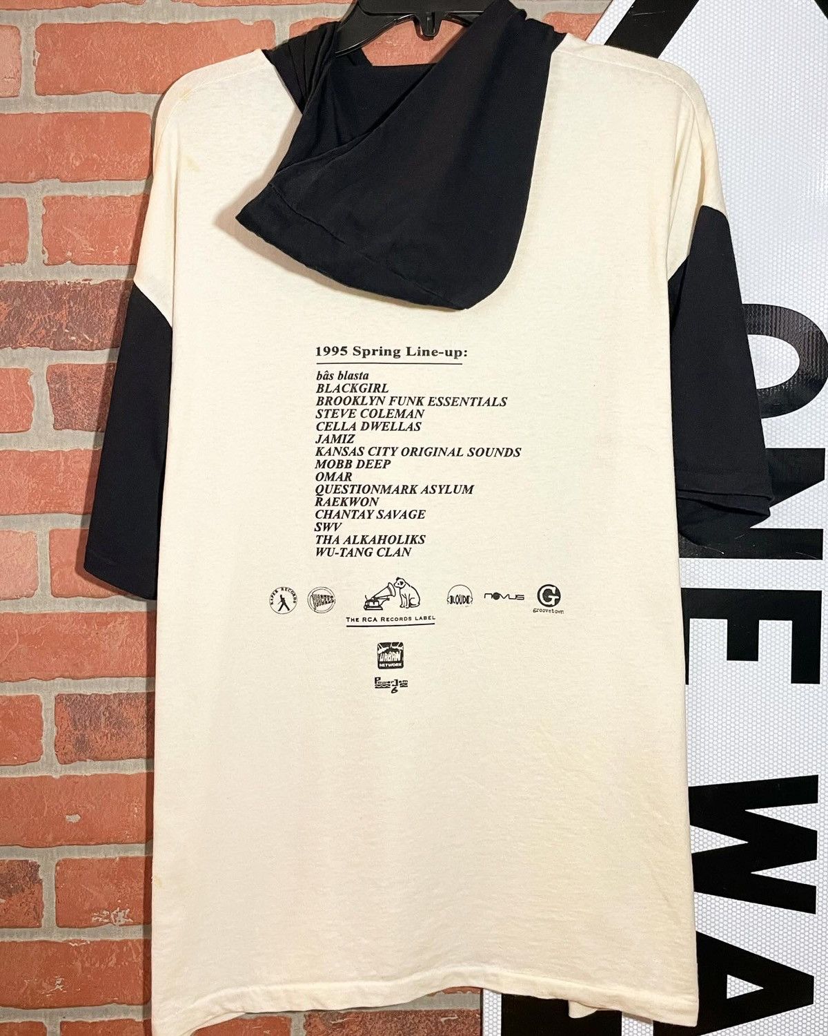 ミュージシャン MOBB DEEP Milkcrate NYC Shirt Rap Tee ミュージシャン MOBB DEEP Milkcrate NYC Shirt Rap Tee