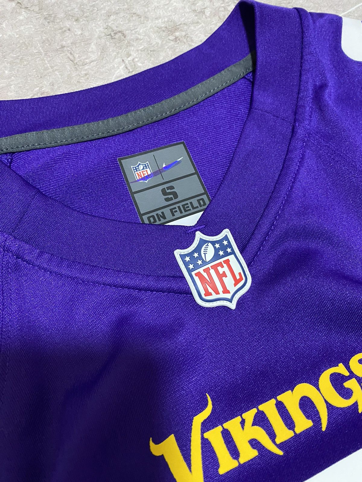 Nike Nike On Field Minnesota Vikings Kirk Cousins #8 NFL Jersey Size US S / EU 44-46 / 1 - 10 Thumbnail