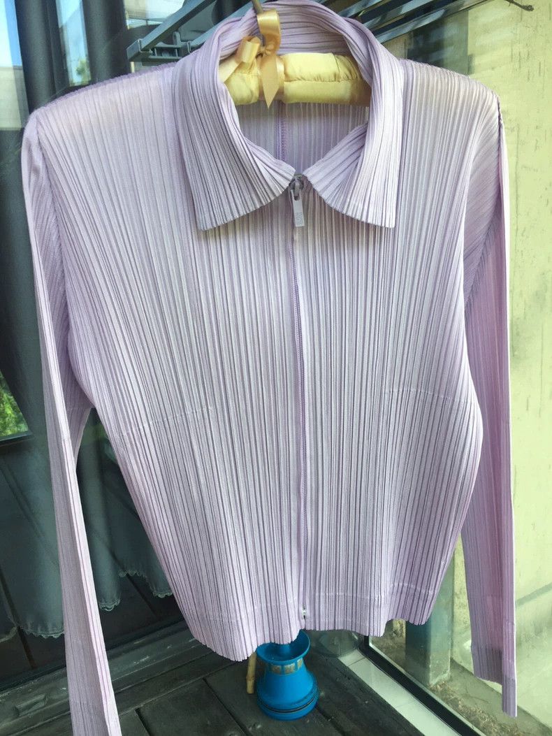 Issey Miyake Issey Miyake size:3 A light purple pleated zipper cardigan Size S / US 4 / IT 40 - 1 Thumbnail